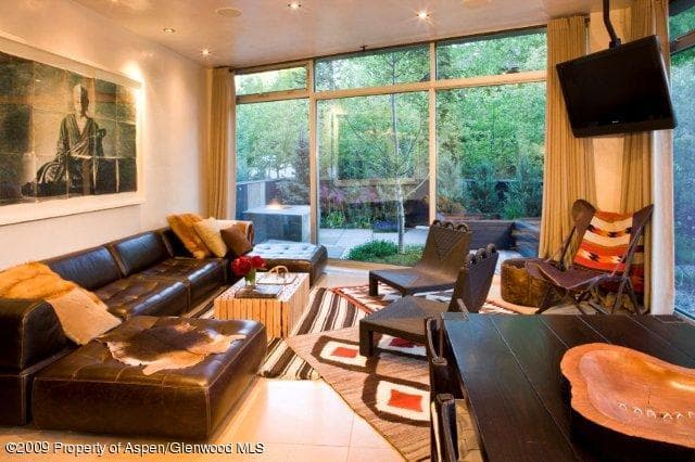 257 Park Avenue - Photo 2