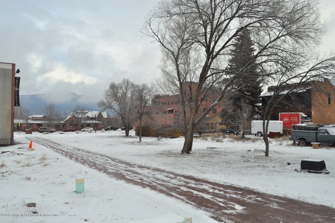 Various Various, Carbondale, CO 81623 - Photo 3