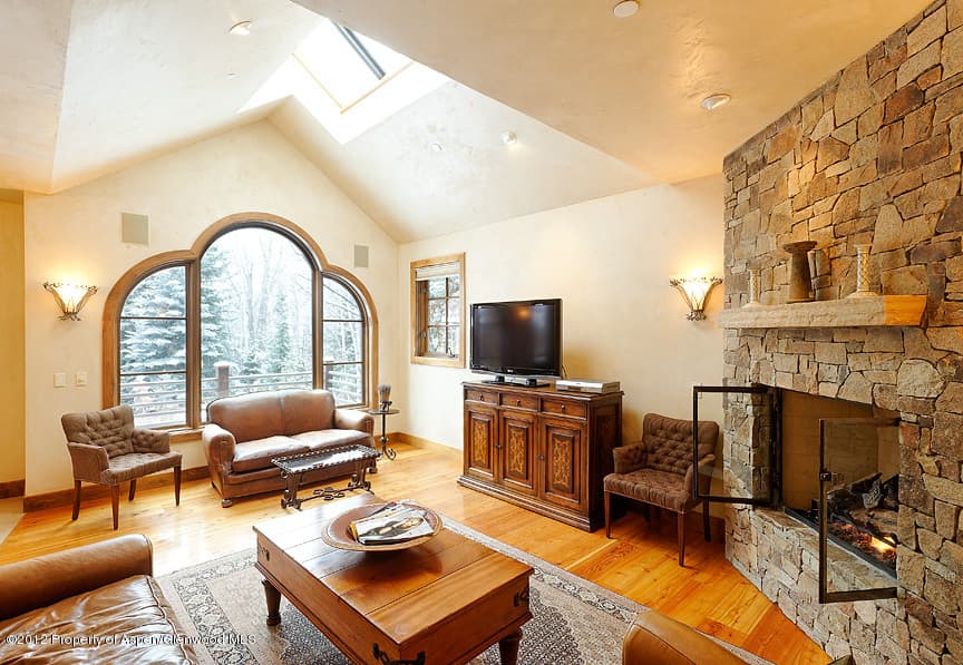 127 Robinson Road - Photo 5