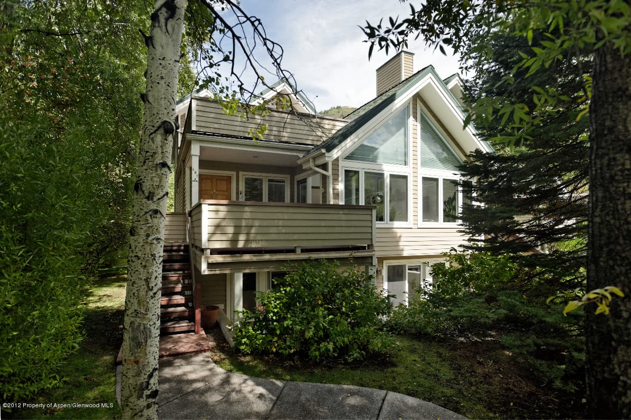 407 Park Avenue 81611 - Photo 2