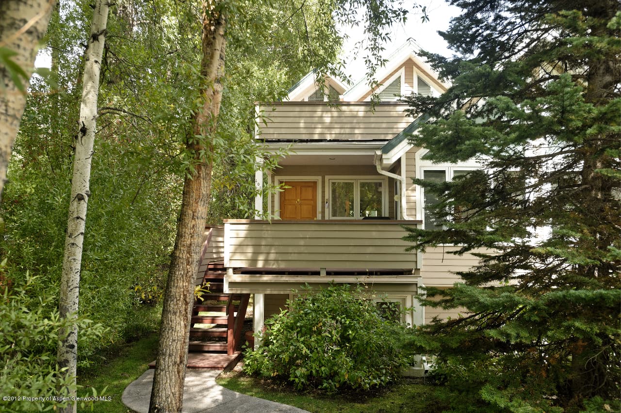 407 Park Avenue 81611 - Photo 3