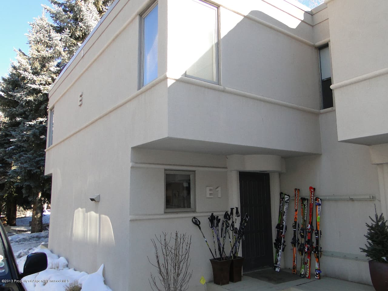 814 W Bleeker Street #E-1 - Photo 8