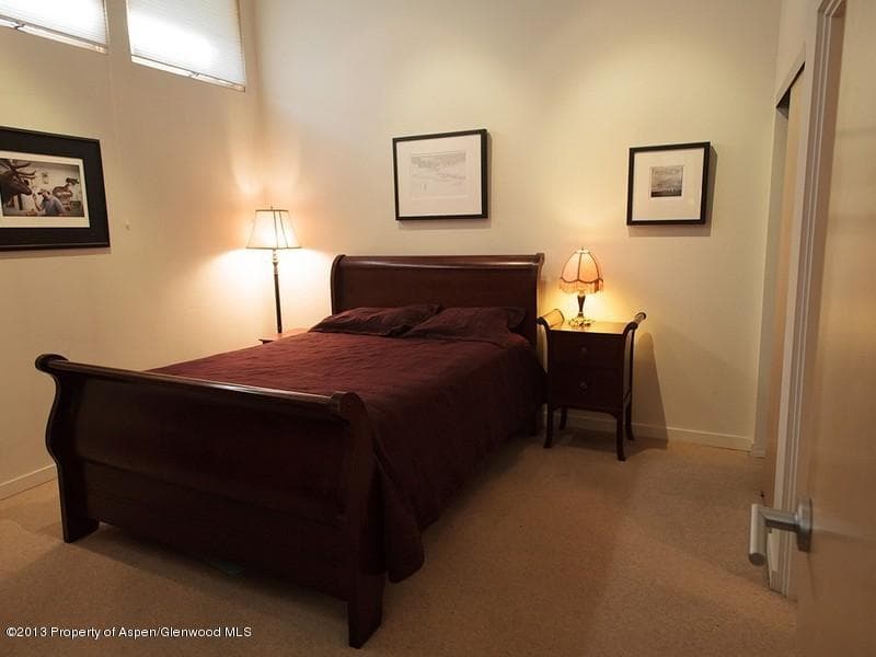 231 Robinson Street R-230 - Photo 5