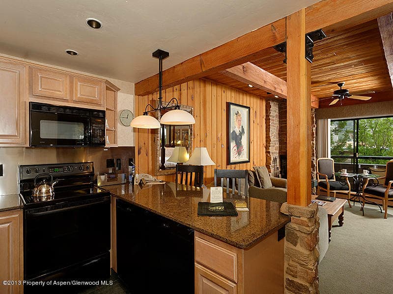 617 E Cooper Avenue 305 - Photo 4
