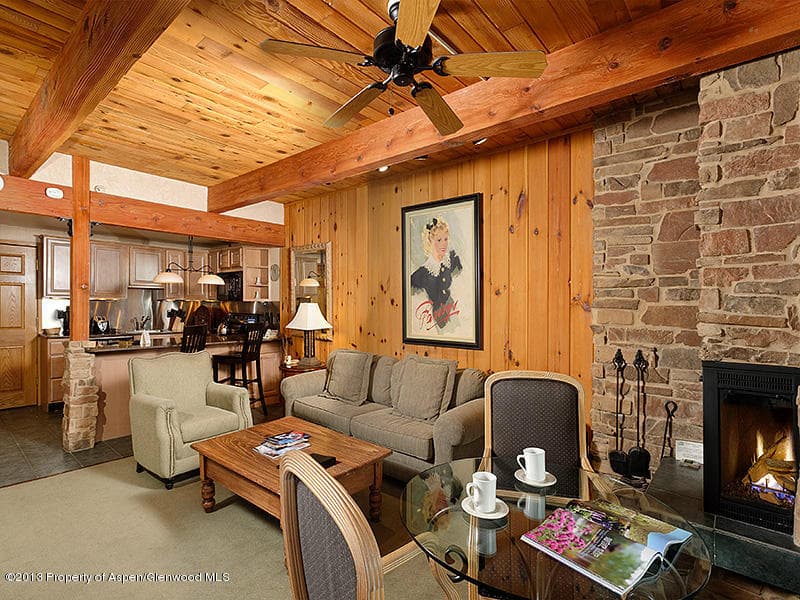 617 E Cooper Avenue 305 - Photo 3