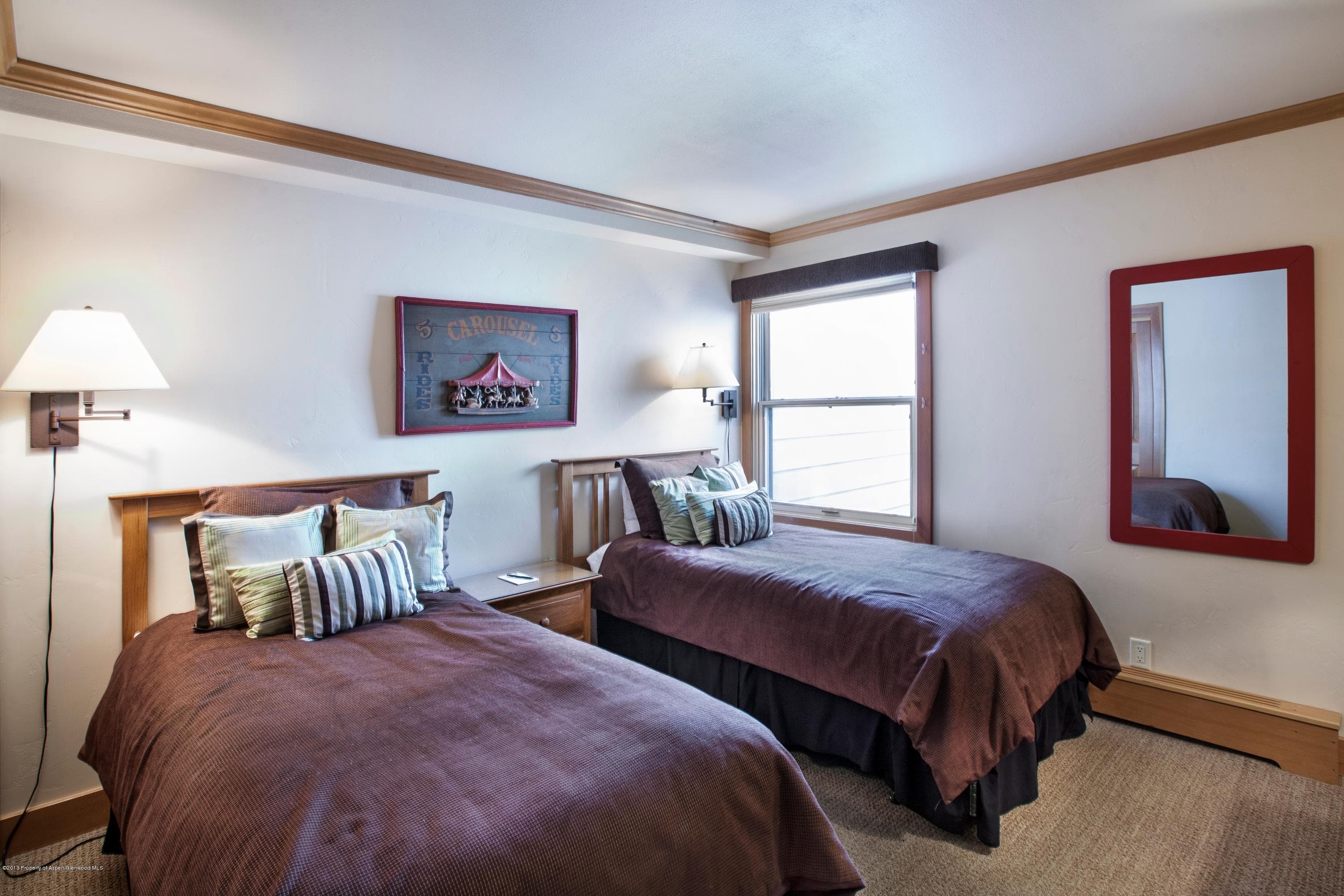 610 W End Street H402 - Photo 5