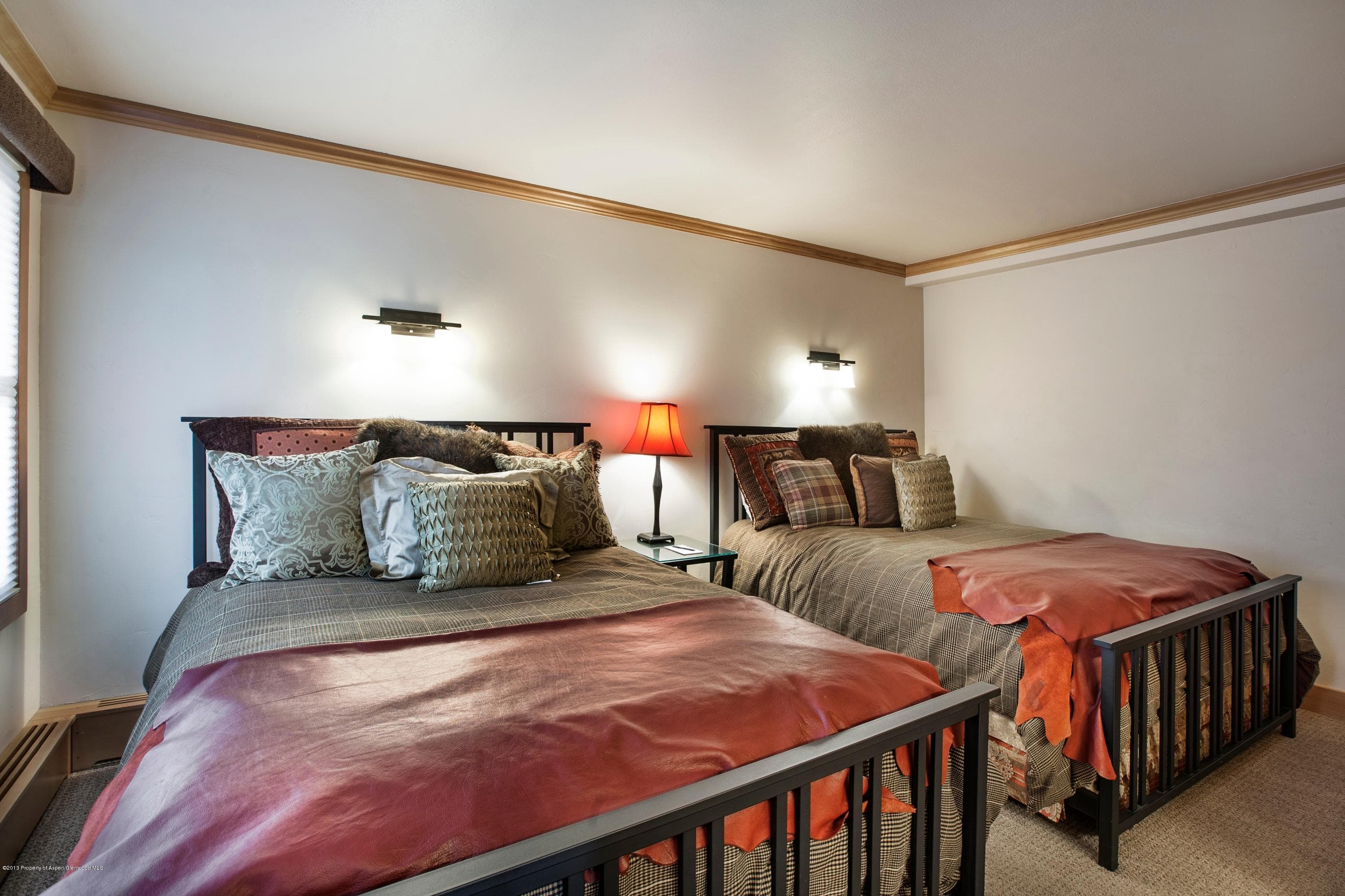 610 W End Street H402 - Photo 7