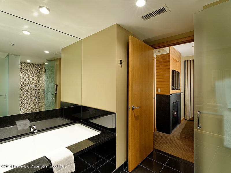 130 Wood Road 238, Snowmass Village, CO 81615 - Photo 2