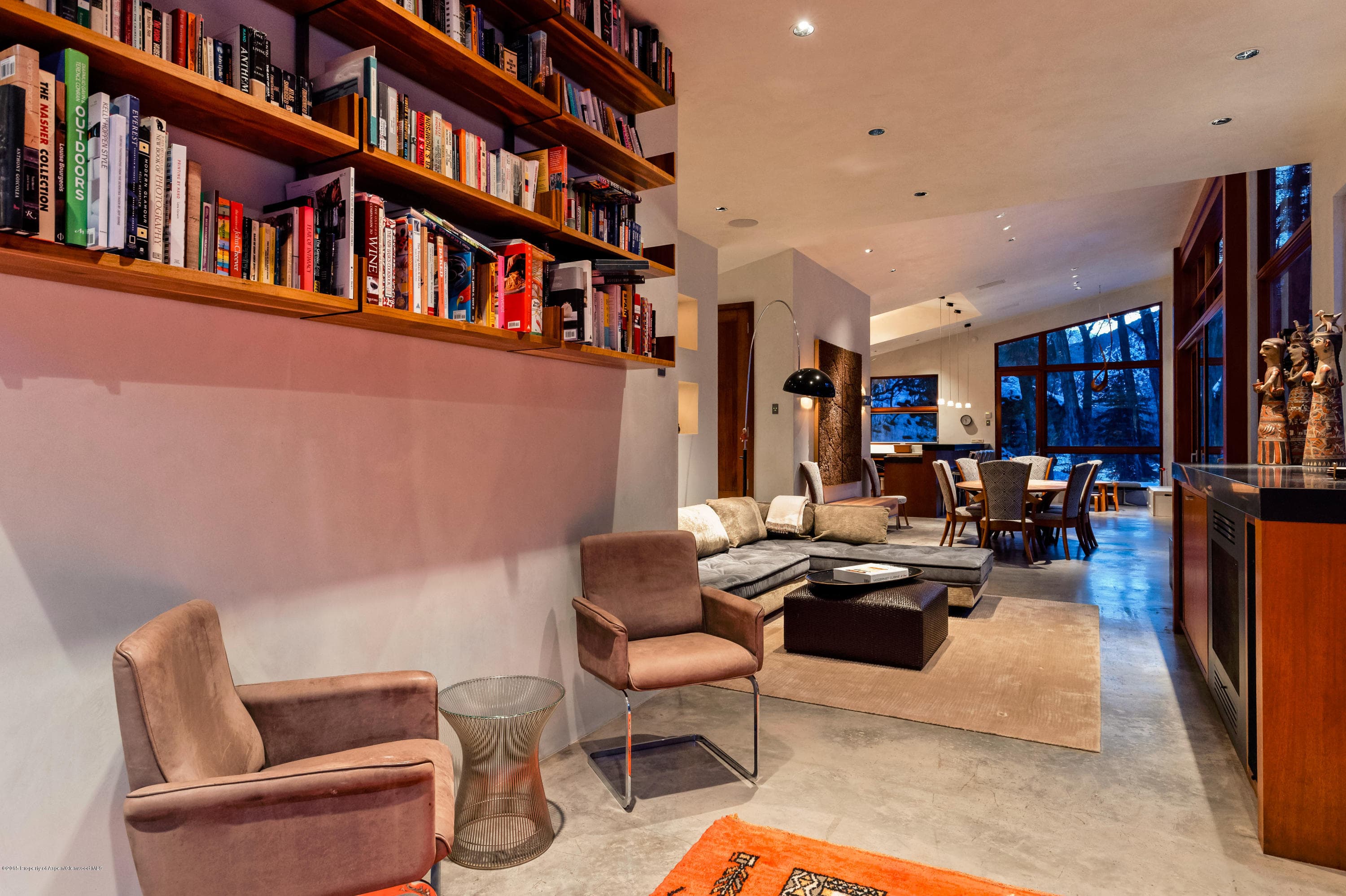 161 163 Gerbaz Way - Photo 6