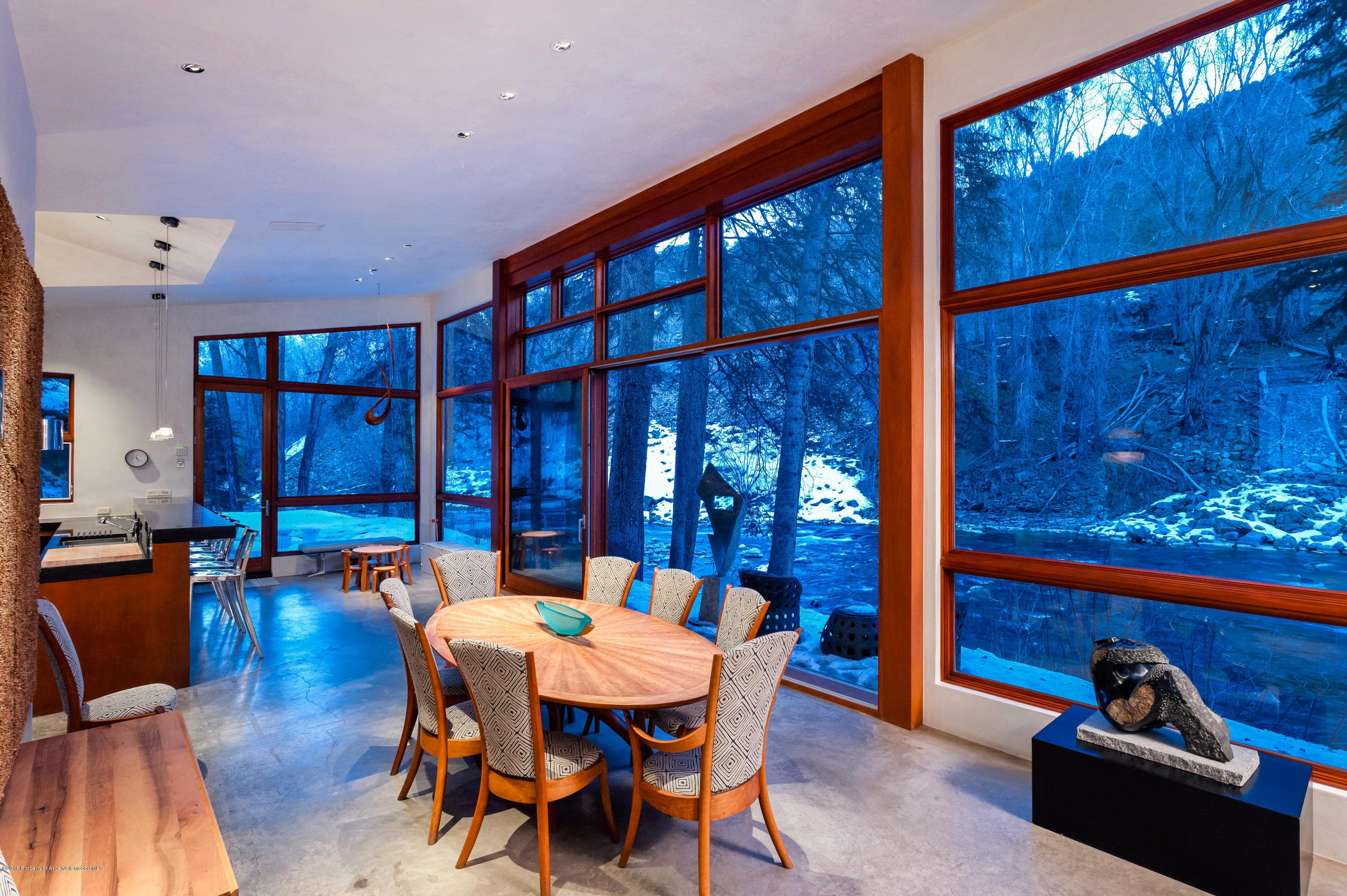 161 163 Gerbaz Way - Photo 9