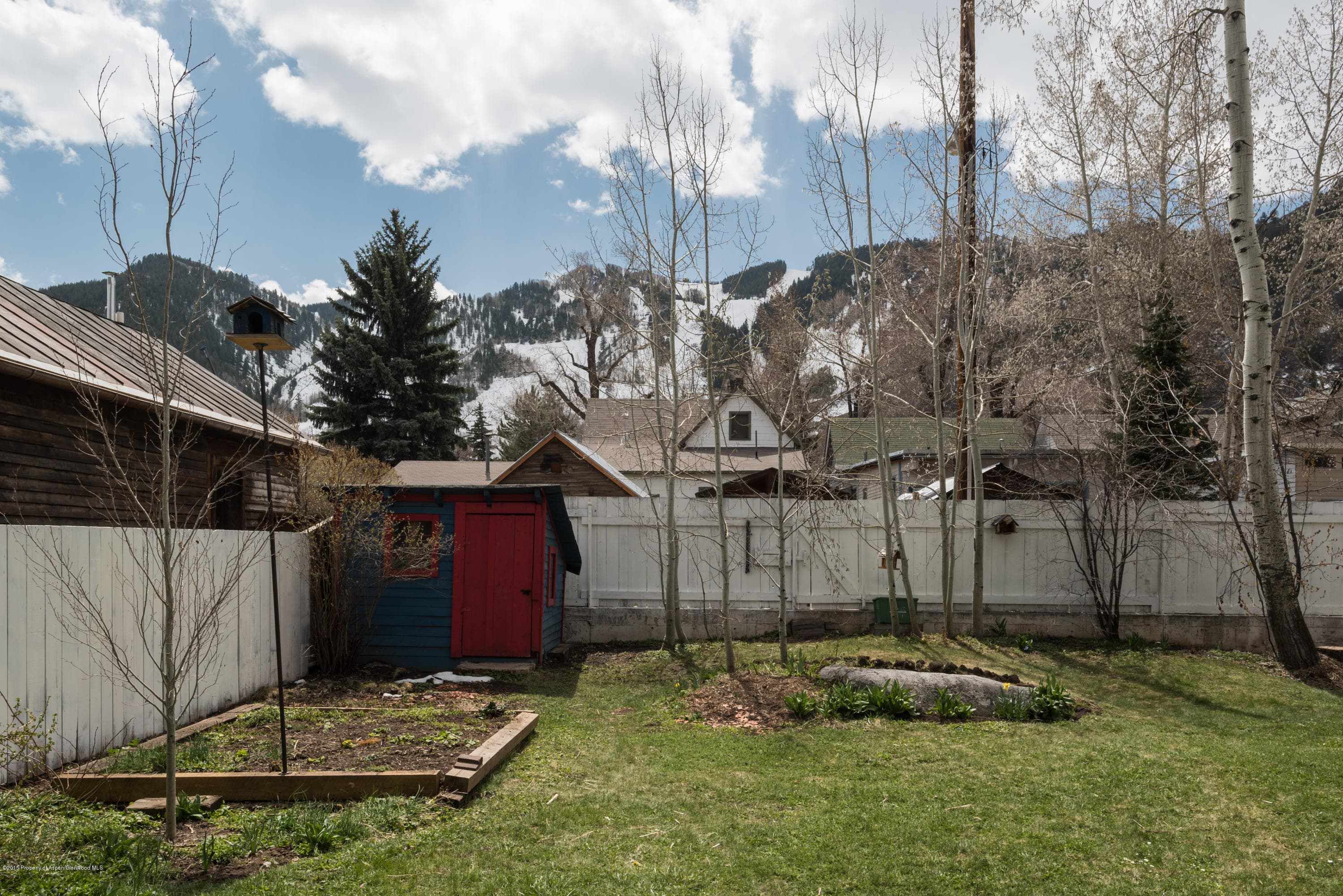 209 E Bleeker Street - Photo 8