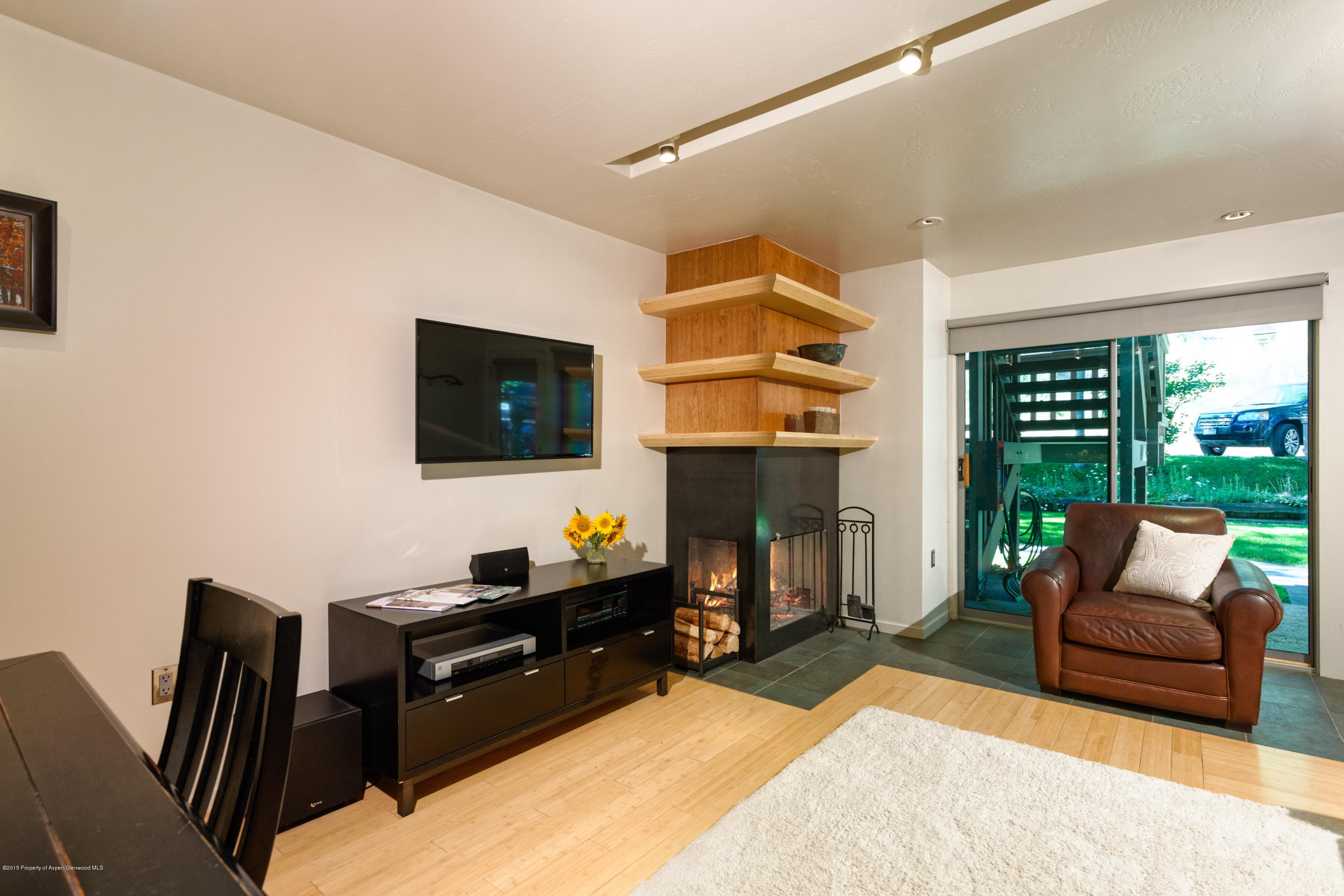 100 E Dean Street Unit 1-E - Photo 5