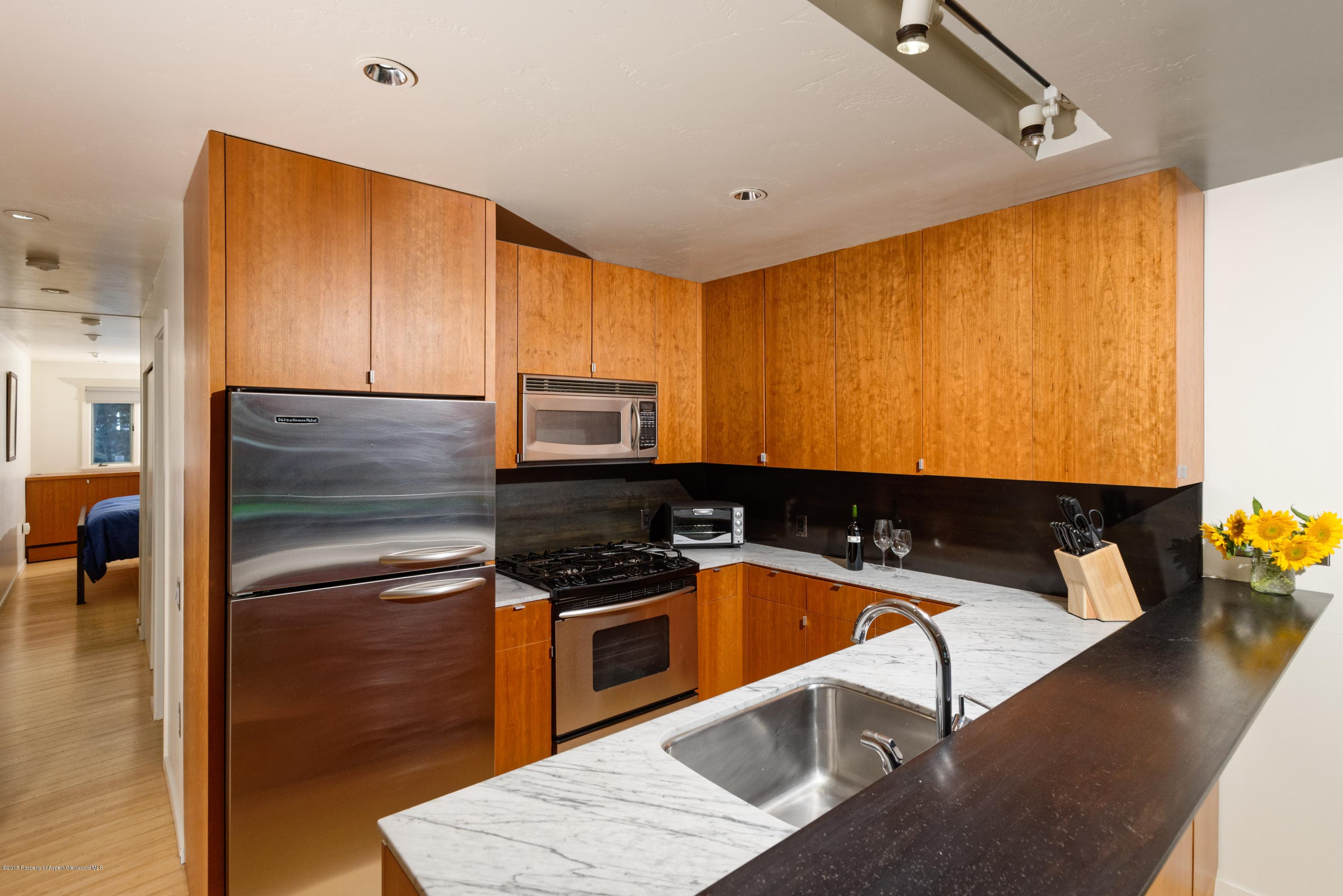 100 E Dean Street Unit 1-E - Photo 7