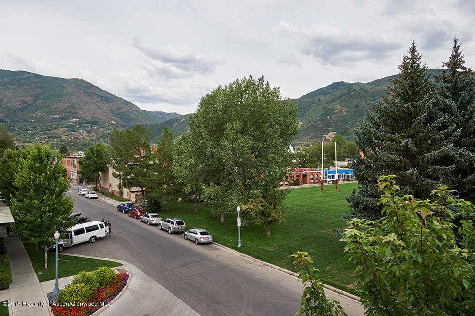 405 S Monarch Street #302, Aspen, CO 81611 - Photo 9