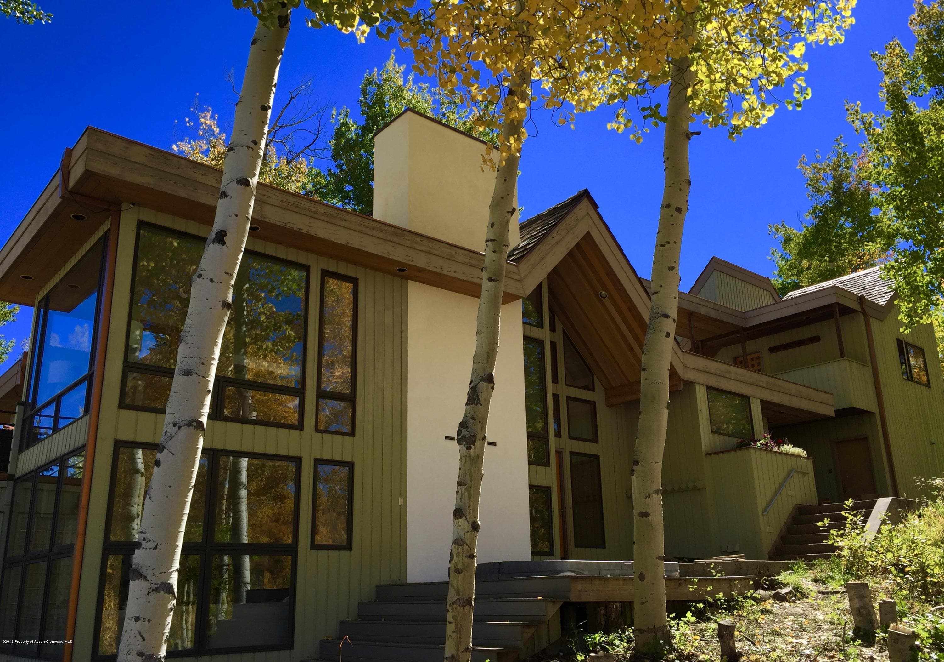 1627 Wood Road - Photo 3