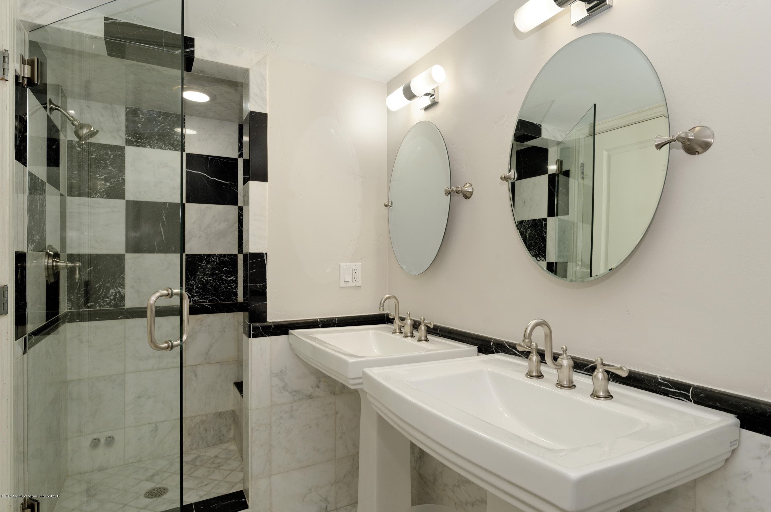 118 E Cooper Avenue, Aspen, CO 81611 - Photo 24