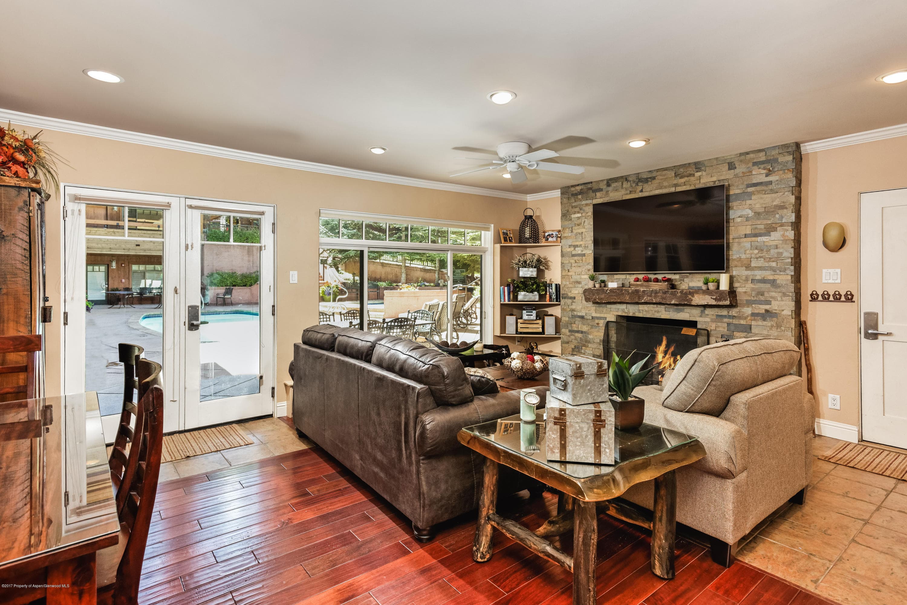 747 S Galena Street 190 - Photo 3