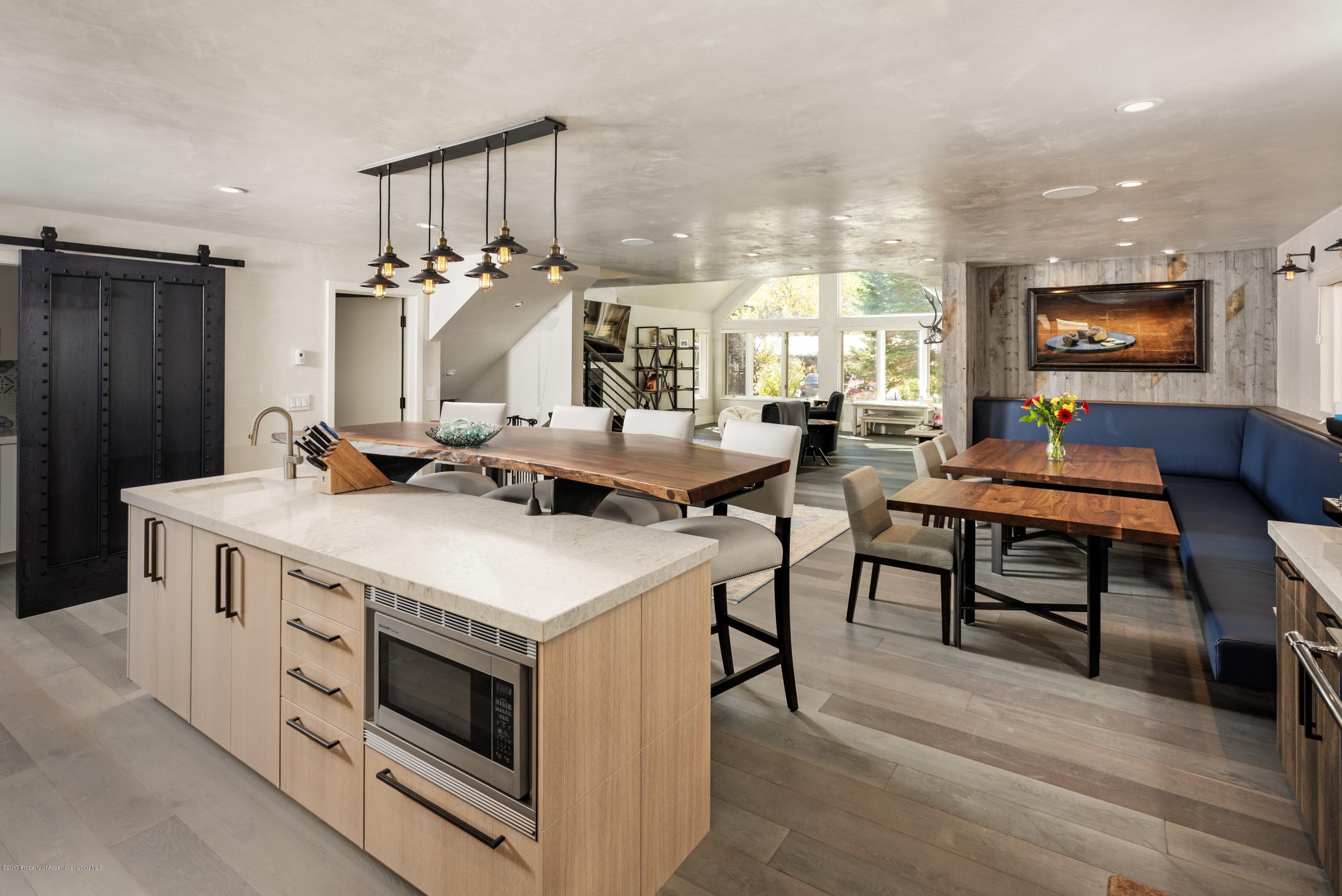 407 Park Avenue Unit A - Photo 2