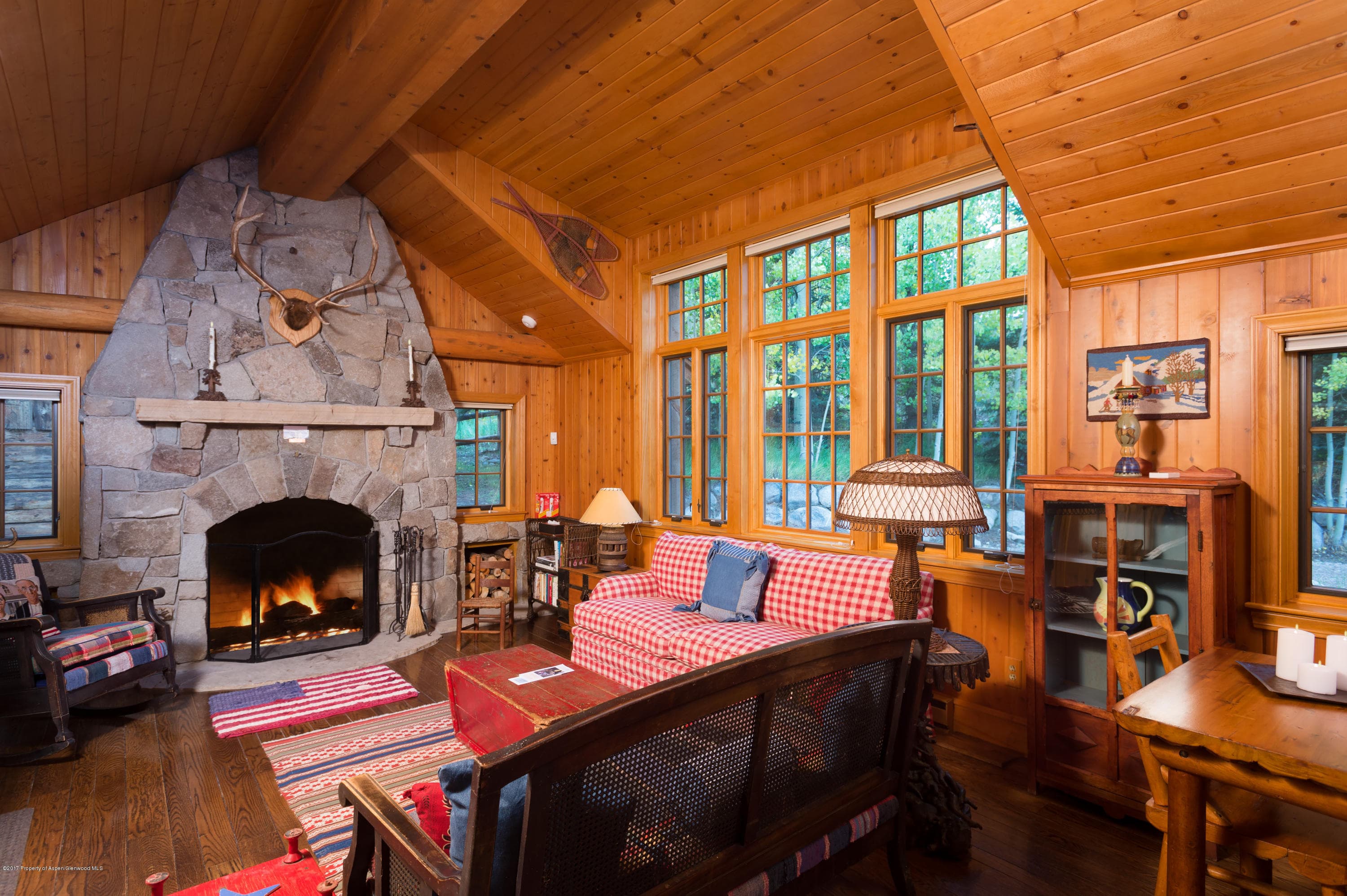 10081 Castle Creek Road - Photo 7