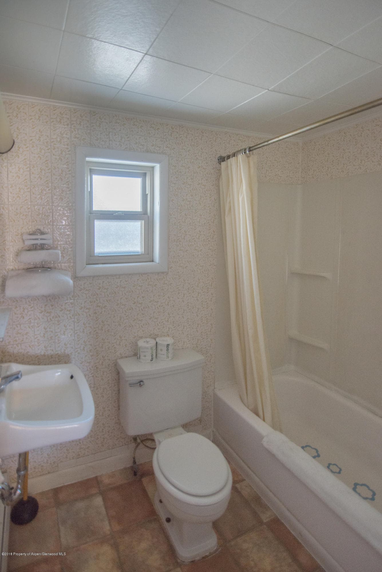 517 E Victory Way, Craig, CO 81625 - Photo 24