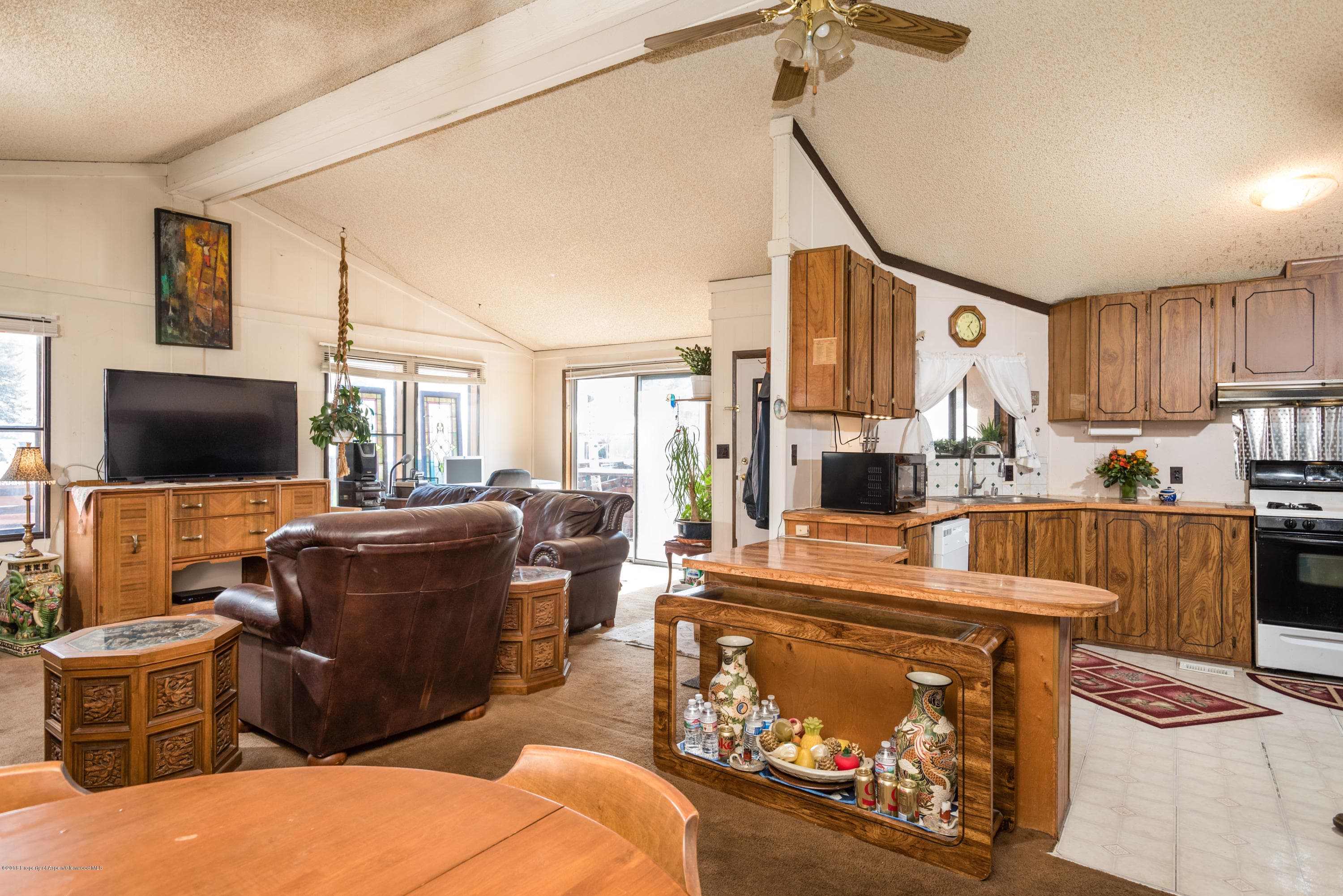 202 Cottonwood Lane - Photo 5