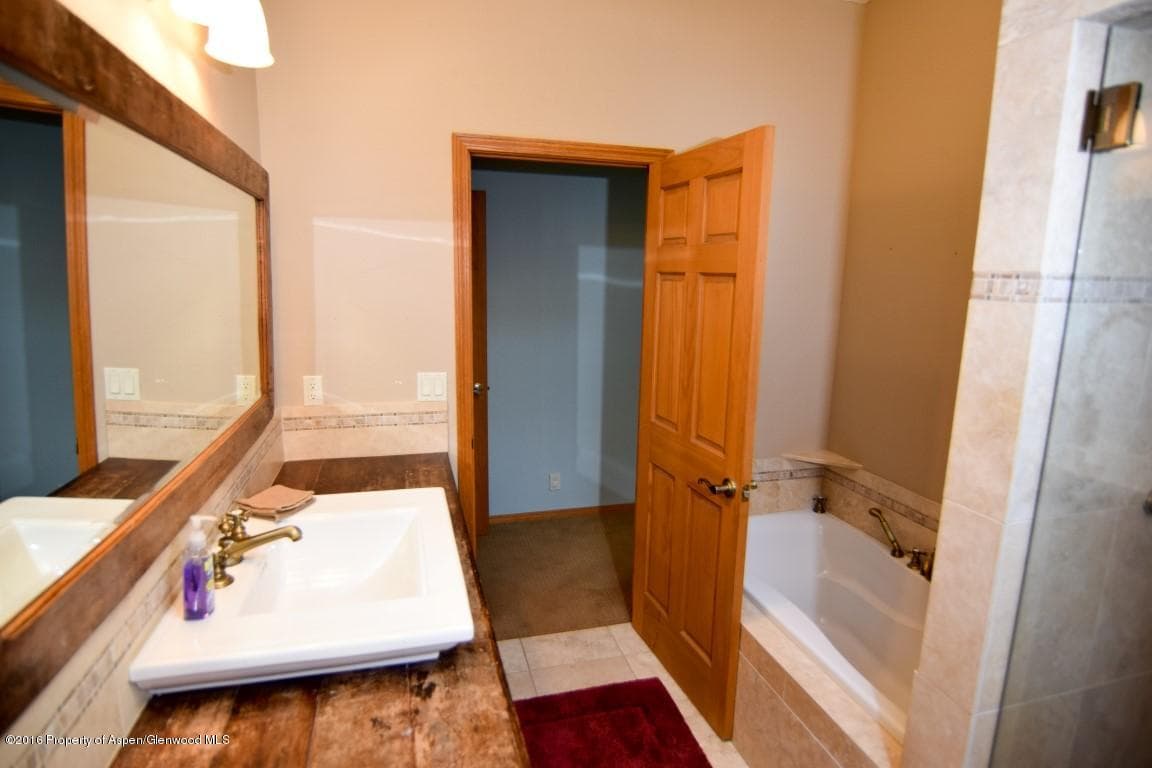 512 Park Circle, Basalt, CO 81621 - Photo 10