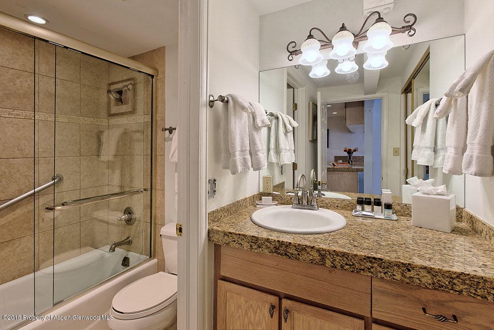 617 E Cooper Avenue 214 - Photo 8