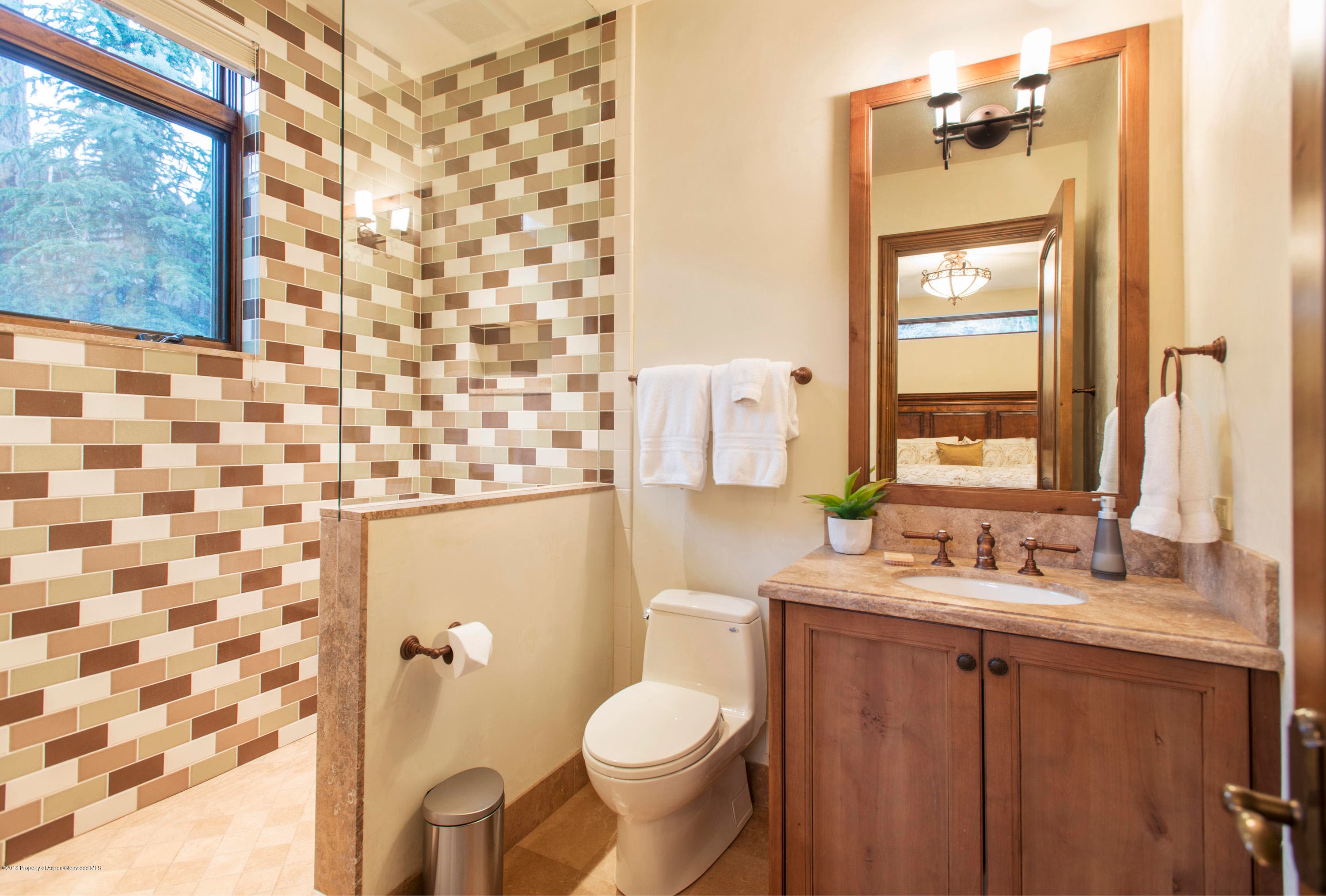 800 Gibson Avenue - Photo 11