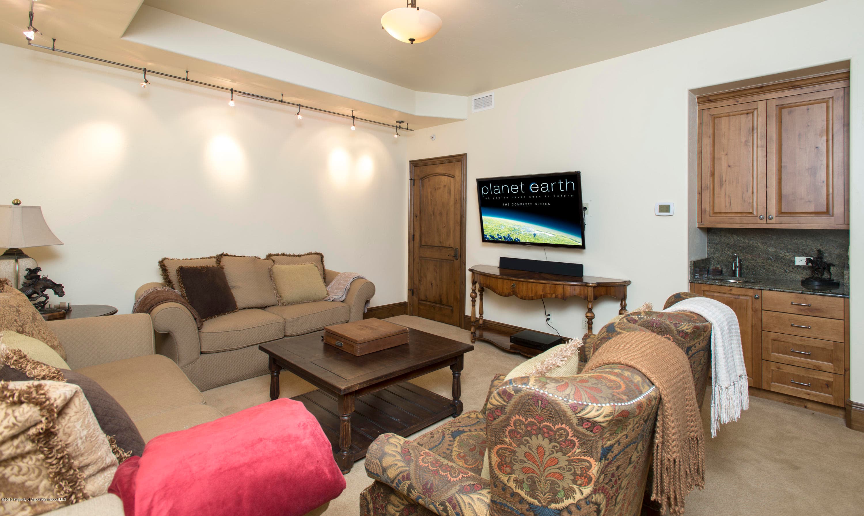 800 Gibson Avenue - Photo 12