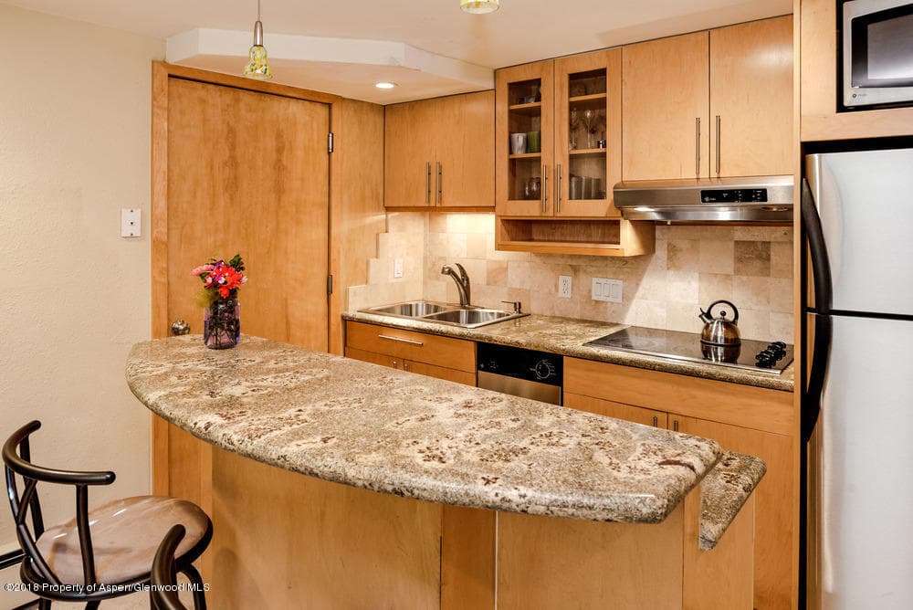 333 W Main Street B - Photo 4