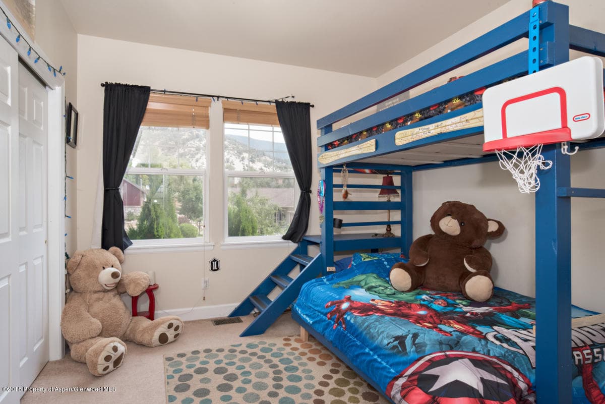 445 Wagon Wheel Circle, New Castle, CO 81647 - Photo 14