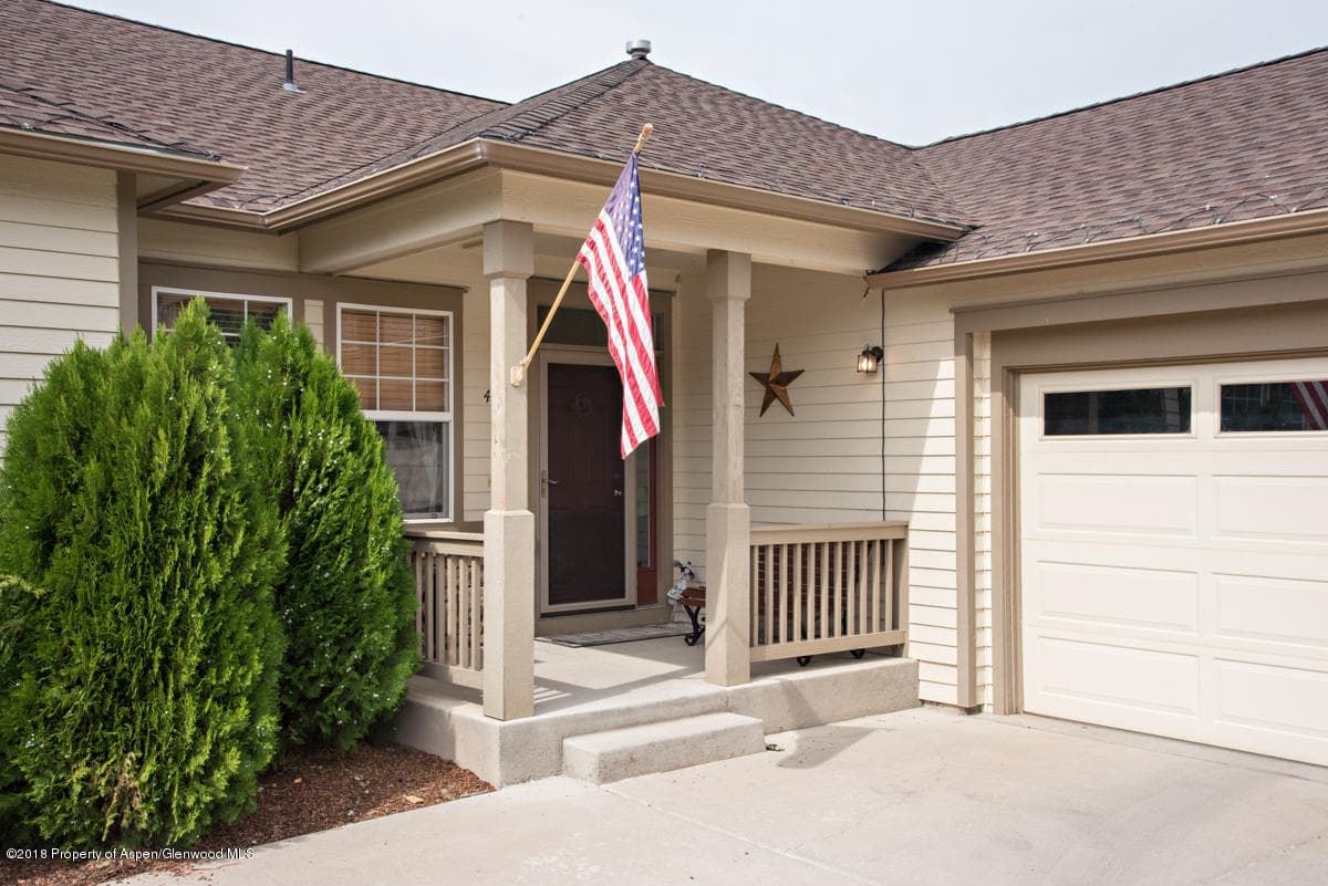 445 Wagon Wheel Circle, New Castle, CO 81647 - Photo 5