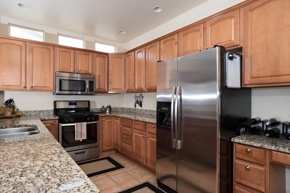 445 Wagon Wheel Circle, New Castle, CO 81647 - Photo 8