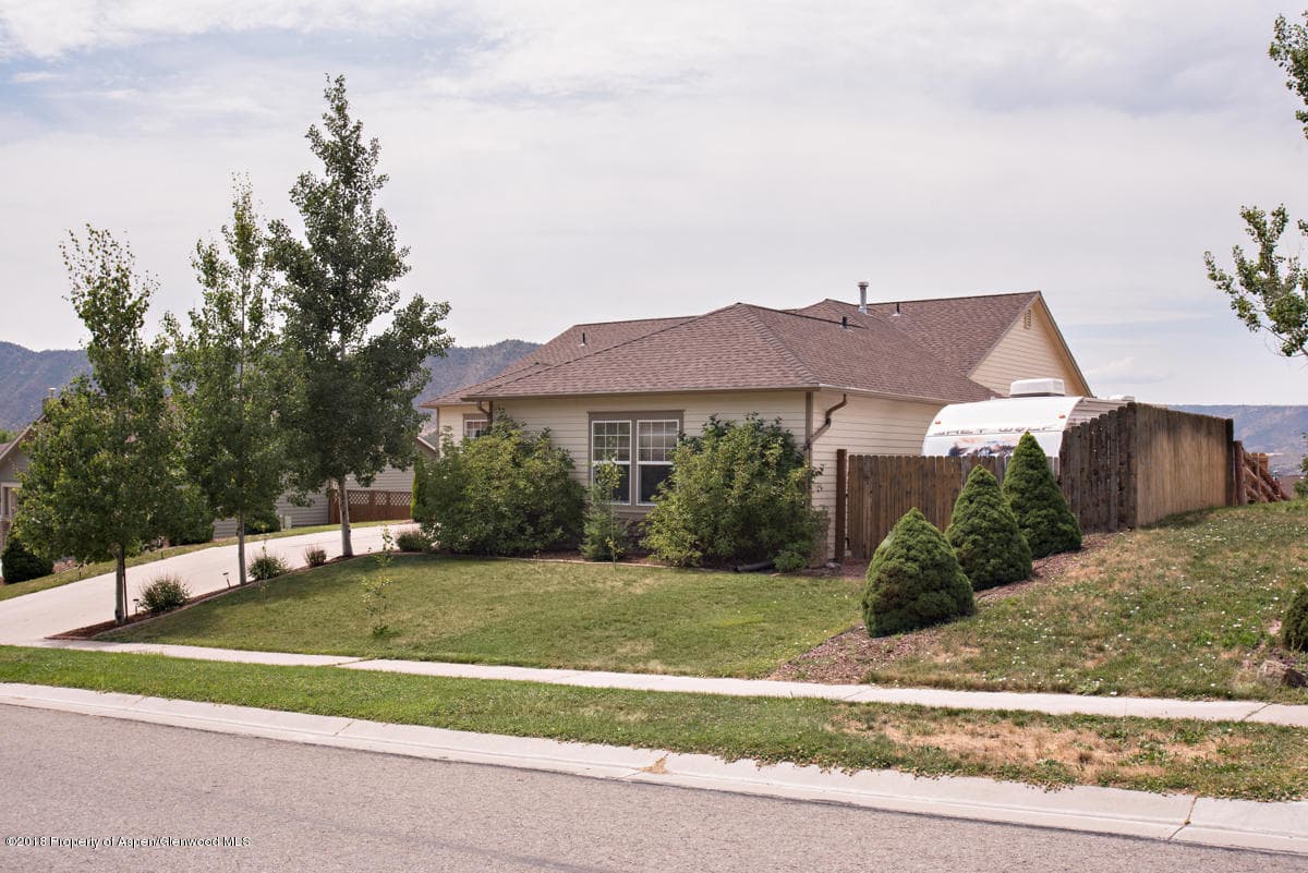 445 Wagon Wheel Circle, New Castle, CO 81647 - Photo 25