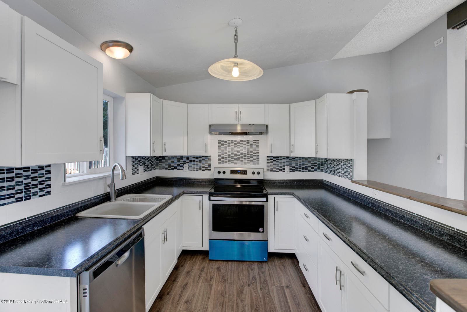 511 Hutton Avenue, Rifle, CO 81650 - Photo 6