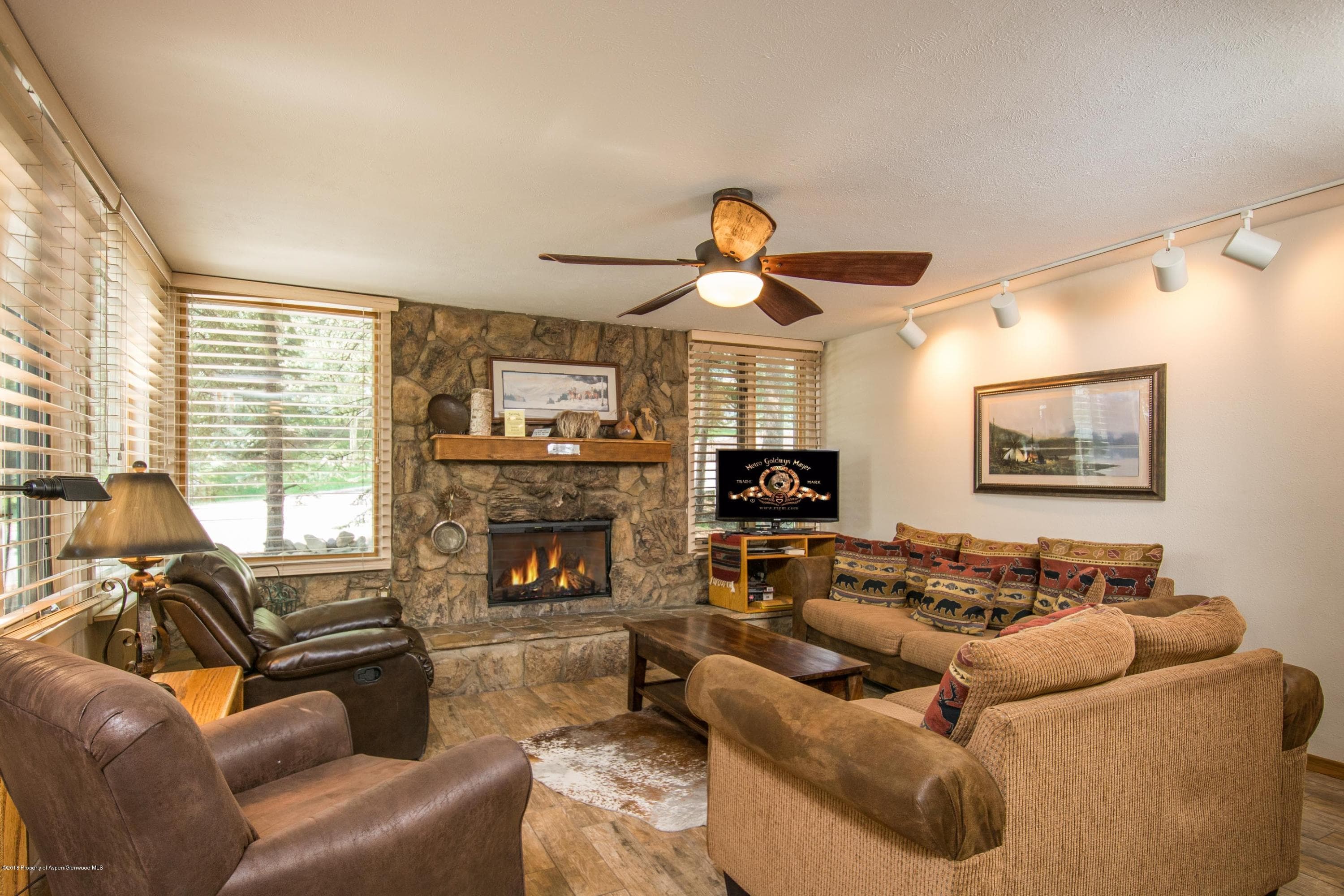 135 Carriage Way 7, Snowmass Village, CO 81615 - Photo 3