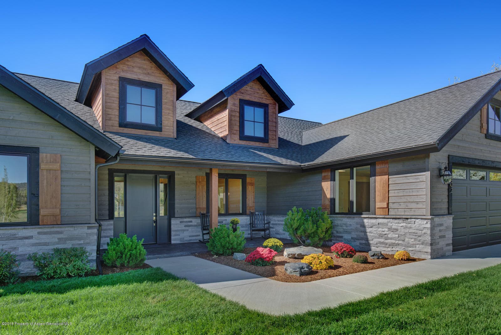 302 Equestrian Way - Photo 6
