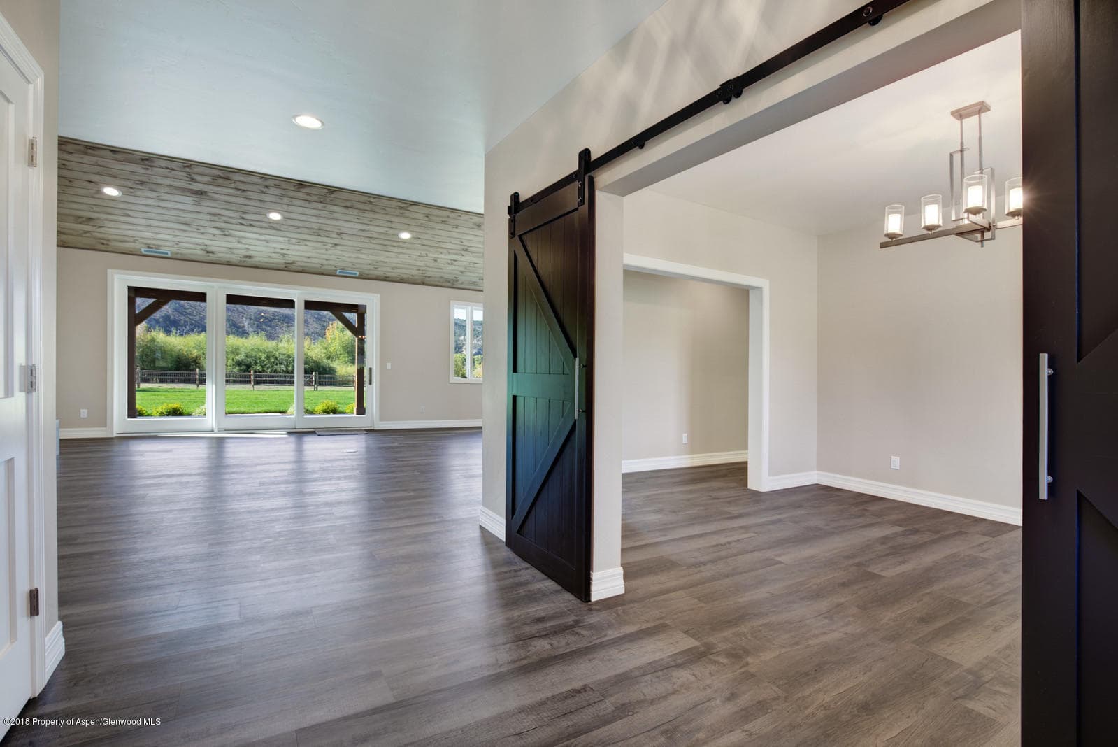 302 Equestrian Way - Photo 9