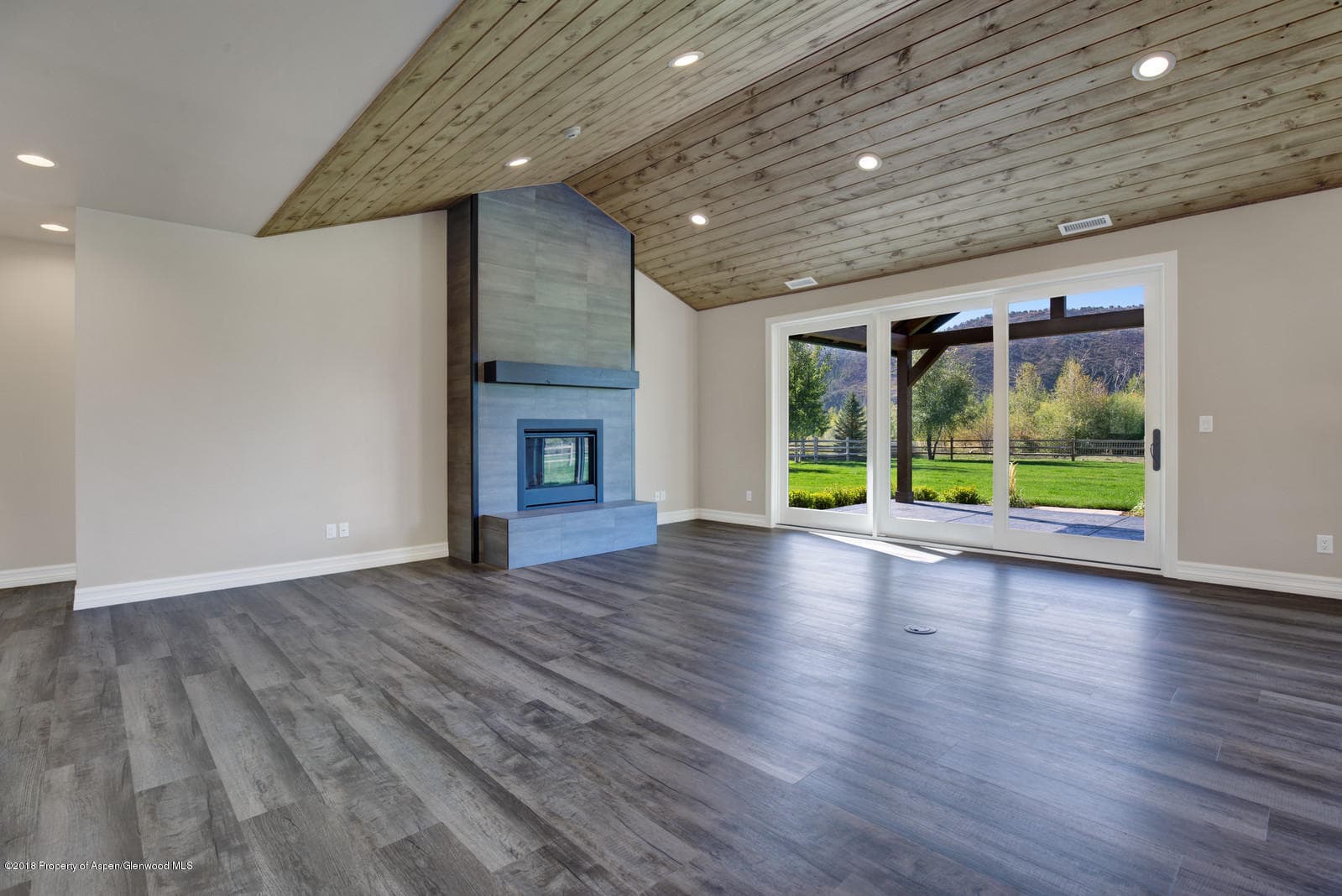 302 Equestrian Way - Photo 11