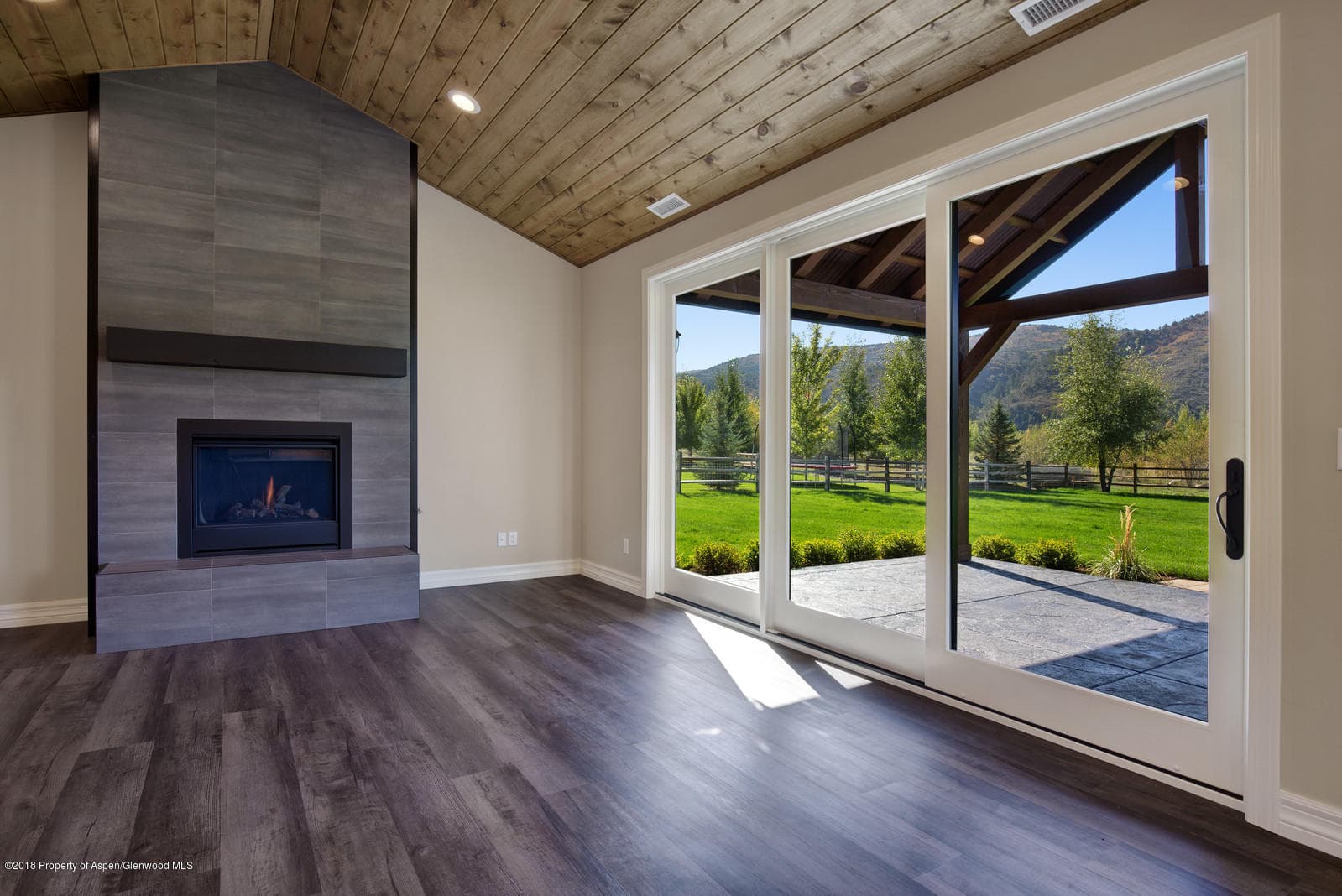302 Equestrian Way - Photo 12