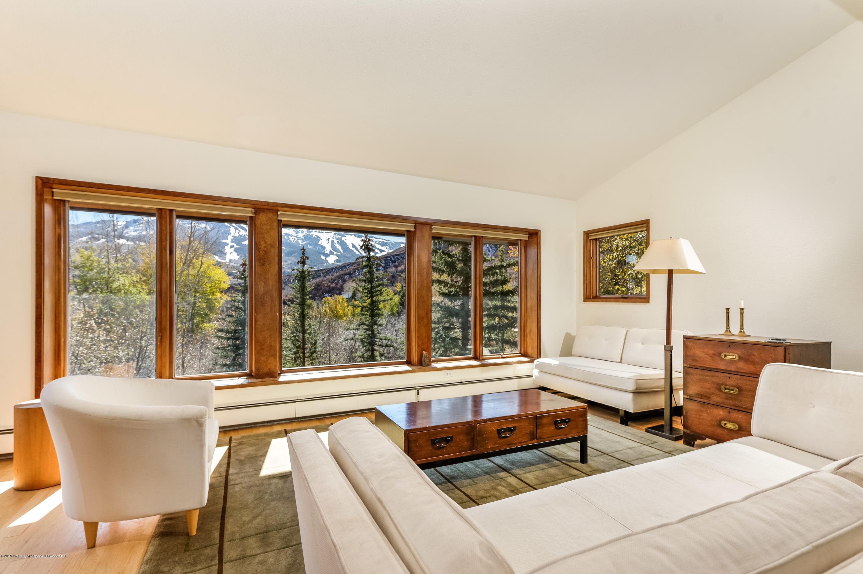 118 Lemond Place - Photo 5