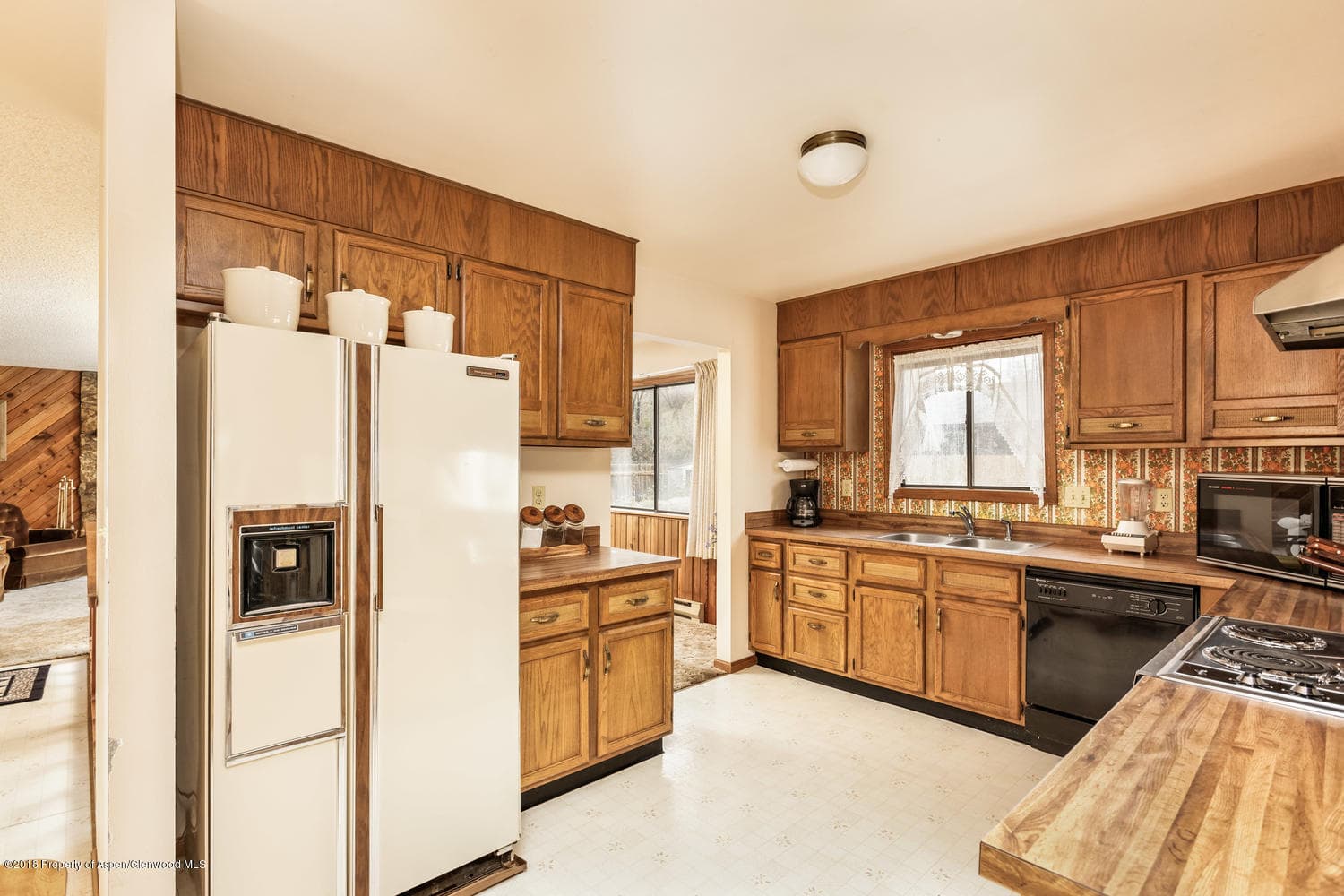 1402 Greystone, Carbondale, CO 81623 - Photo 8