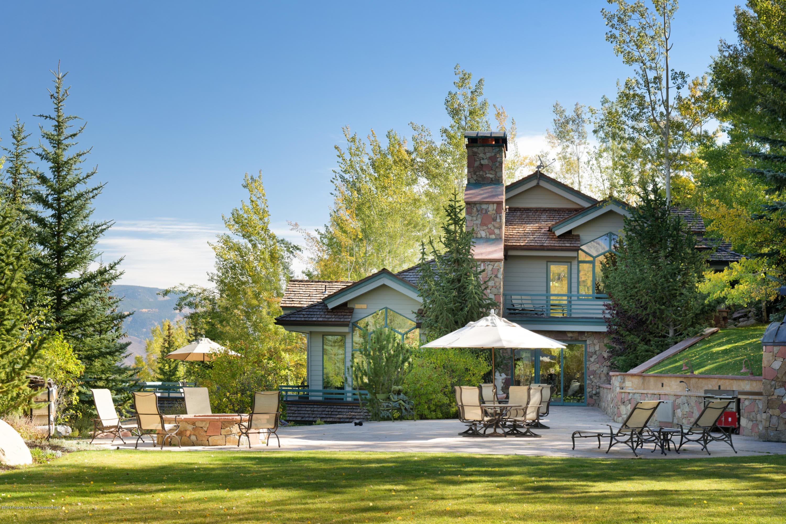 291 Faraway Road - Photo 2