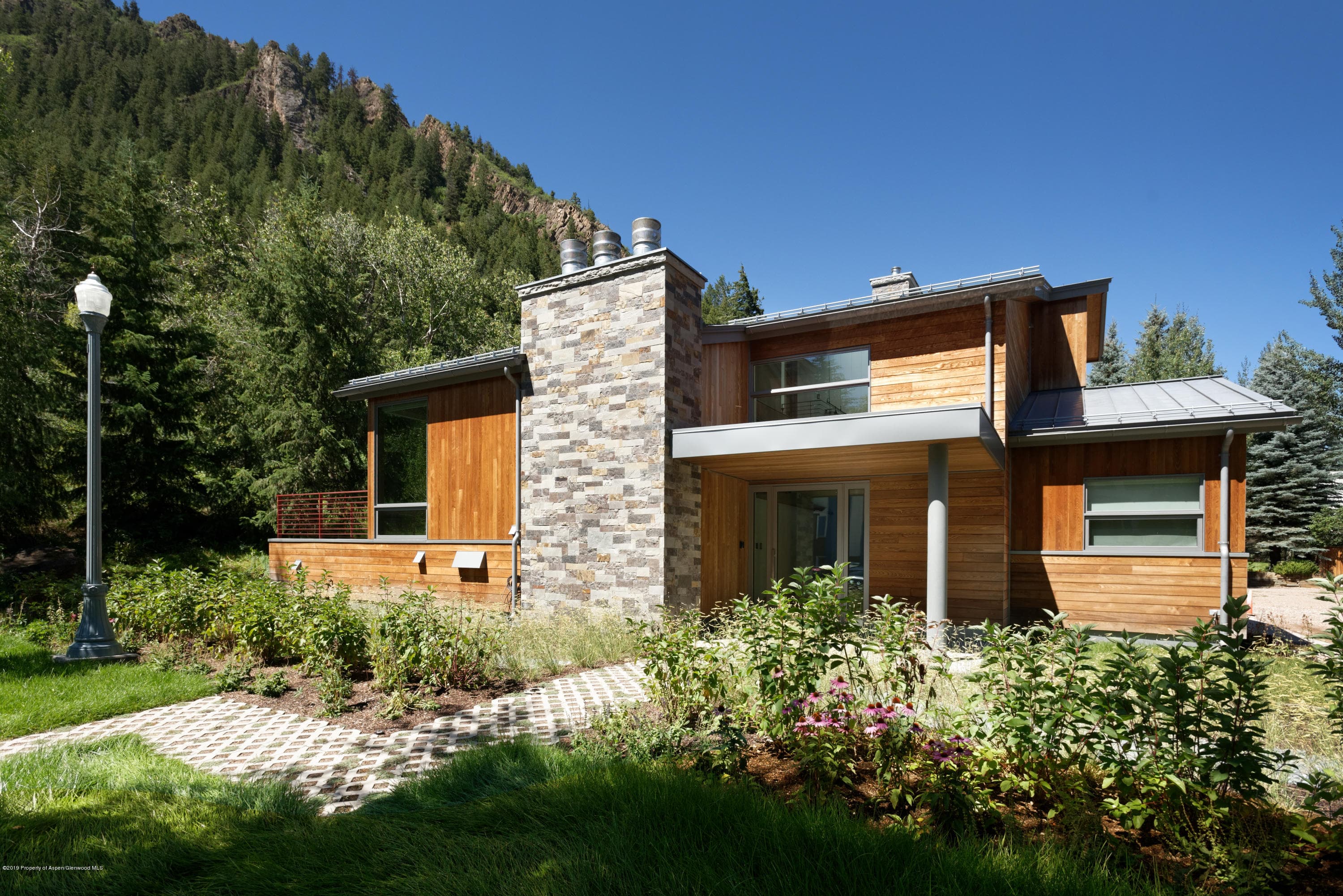 217 S Third Street, Aspen, CO 81611 - Photo 2