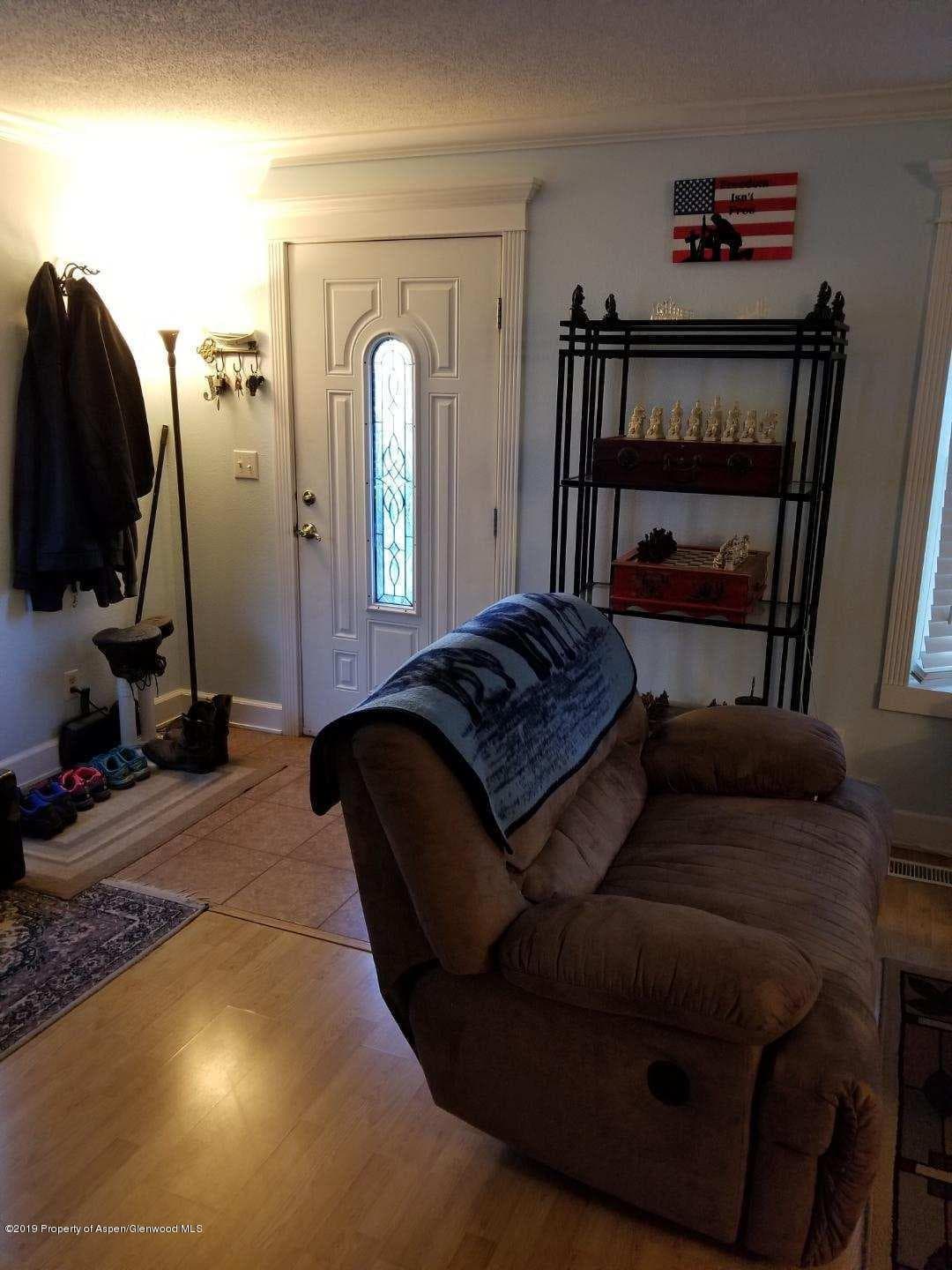 807 Yampa Avenue, Craig, CO 81625 - Photo 2