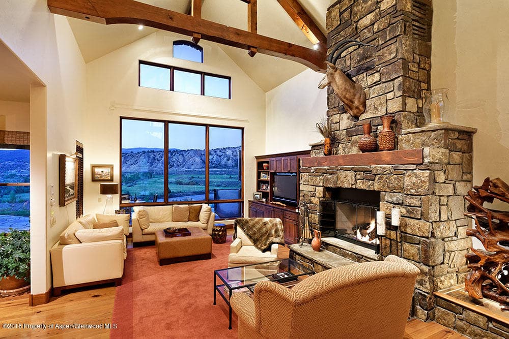 198 Midland Loop - Photo 3