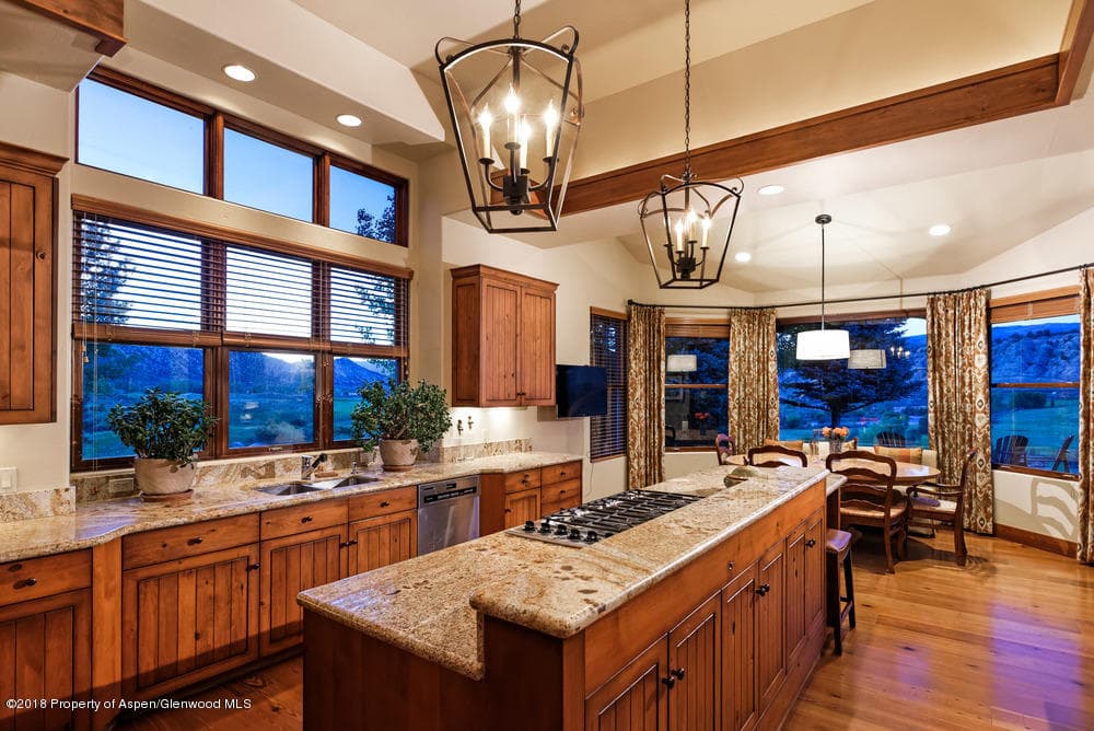 198 Midland Loop - Photo 8