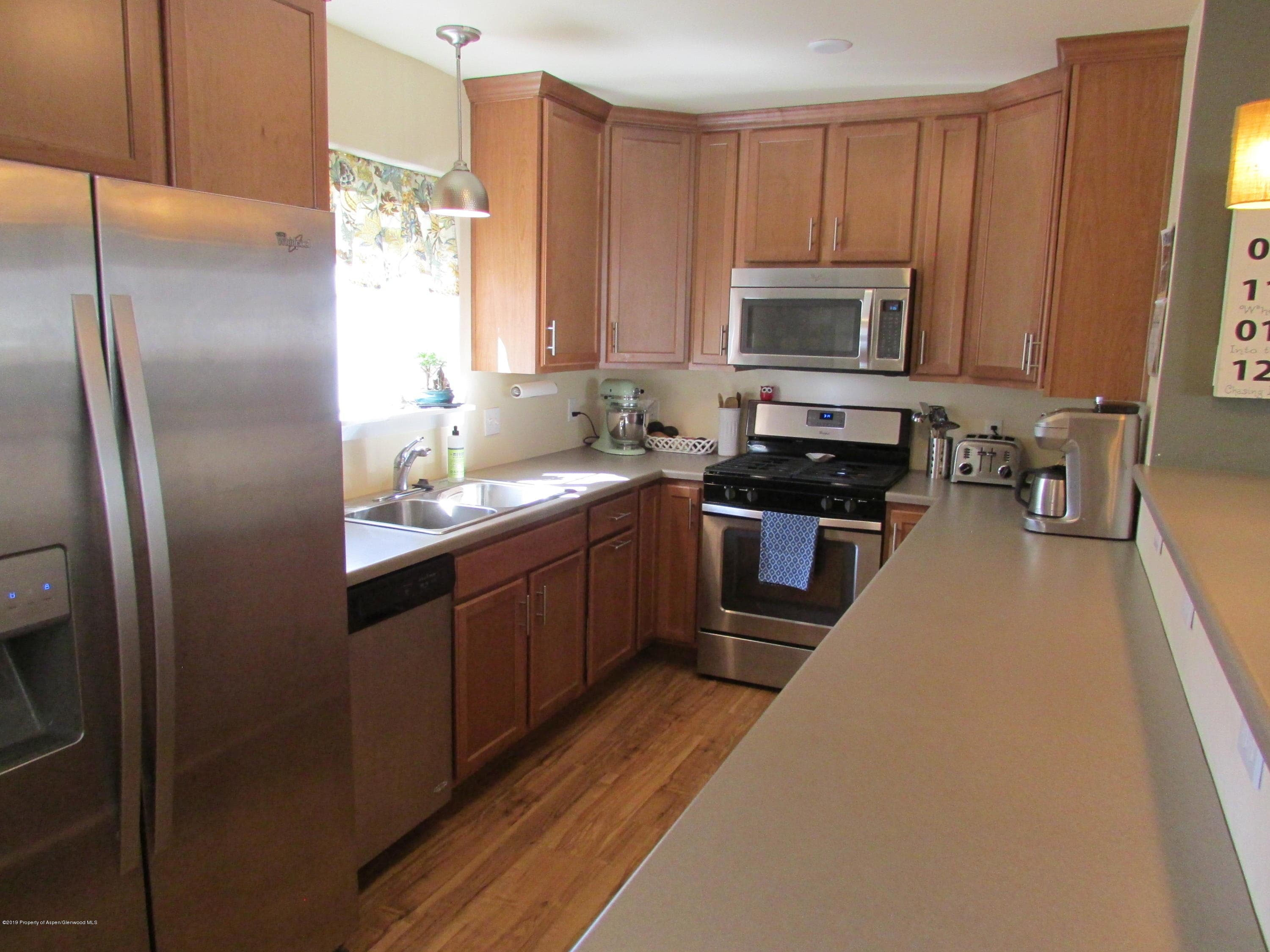 327 W 8th Court, Carbondale, CO 81623 - Photo 7