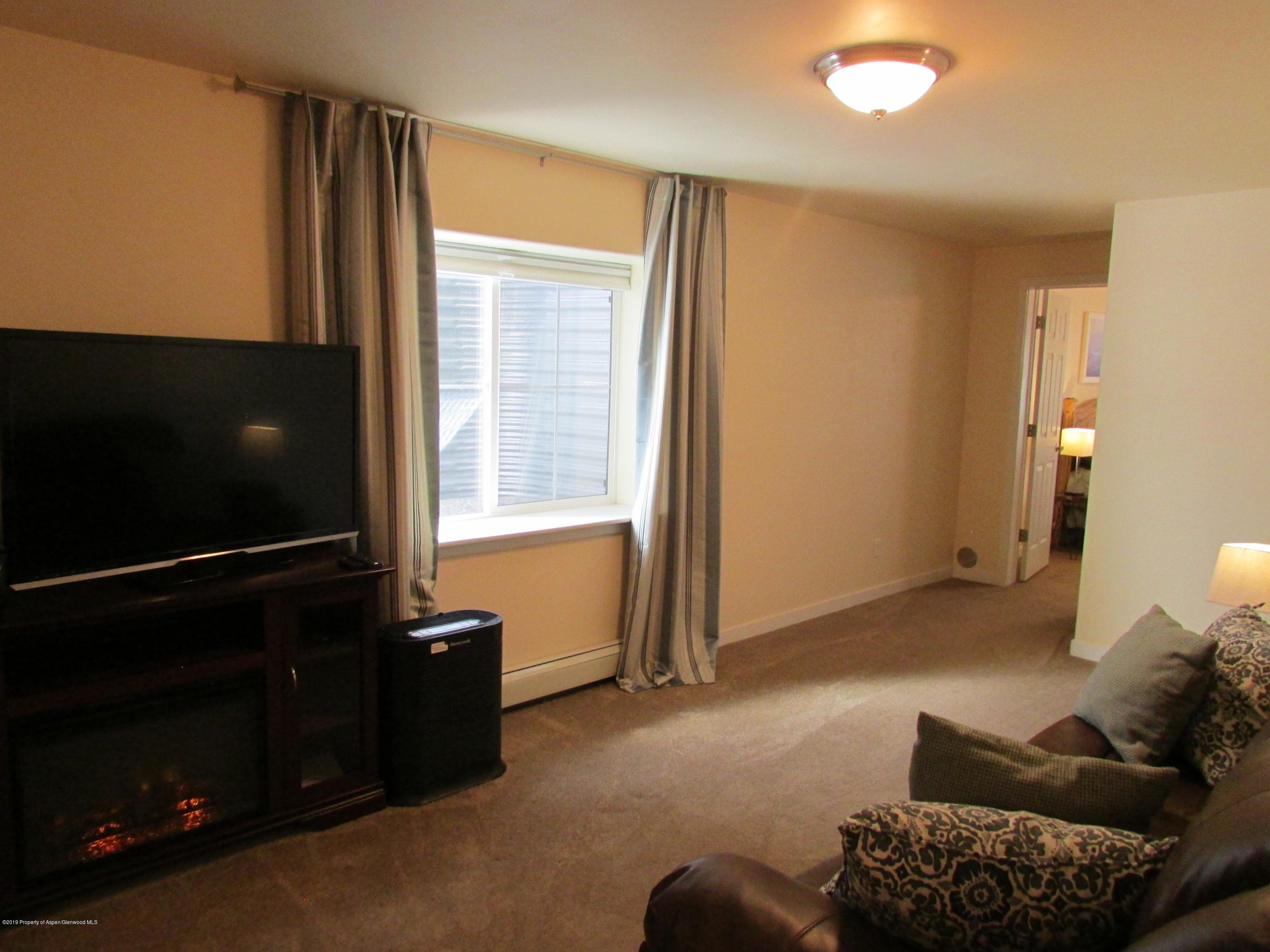 327 W 8th Court, Carbondale, CO 81623 - Photo 16