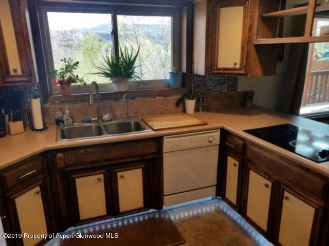 515 E 11th Street, Rifle, CO 81650 - Photo 8